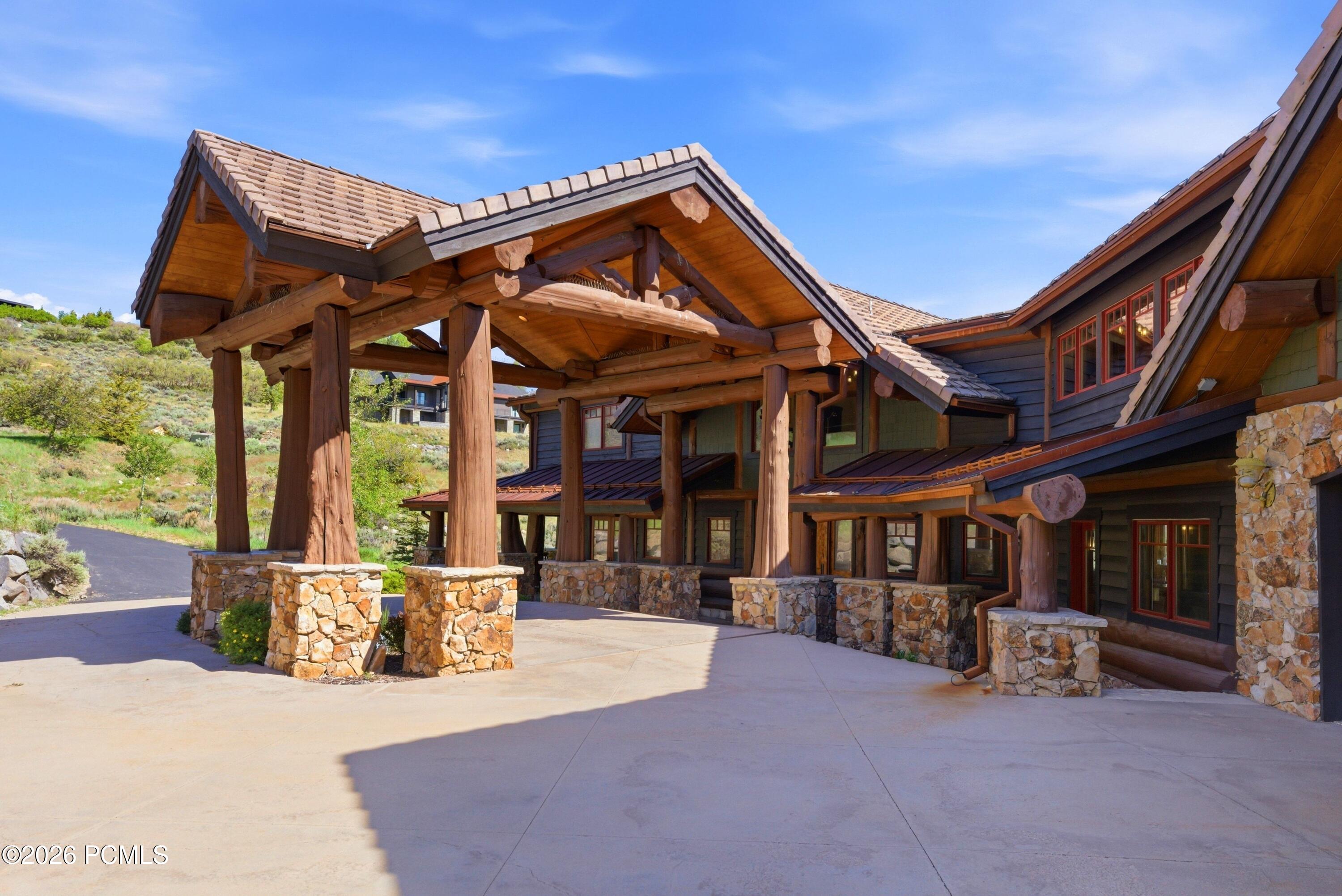 4461 Aspen Camp Loop