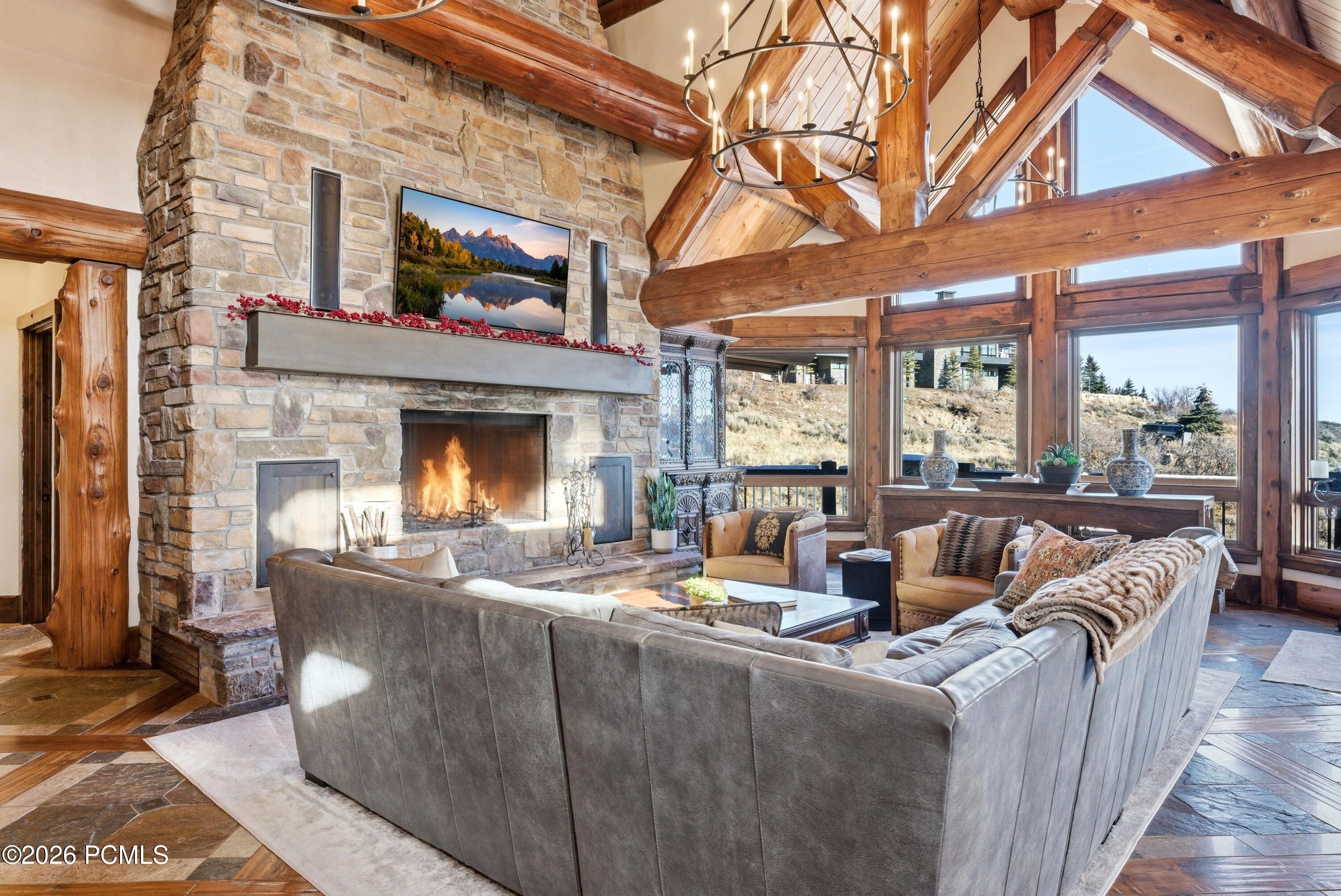 4461 Aspen Camp Loop