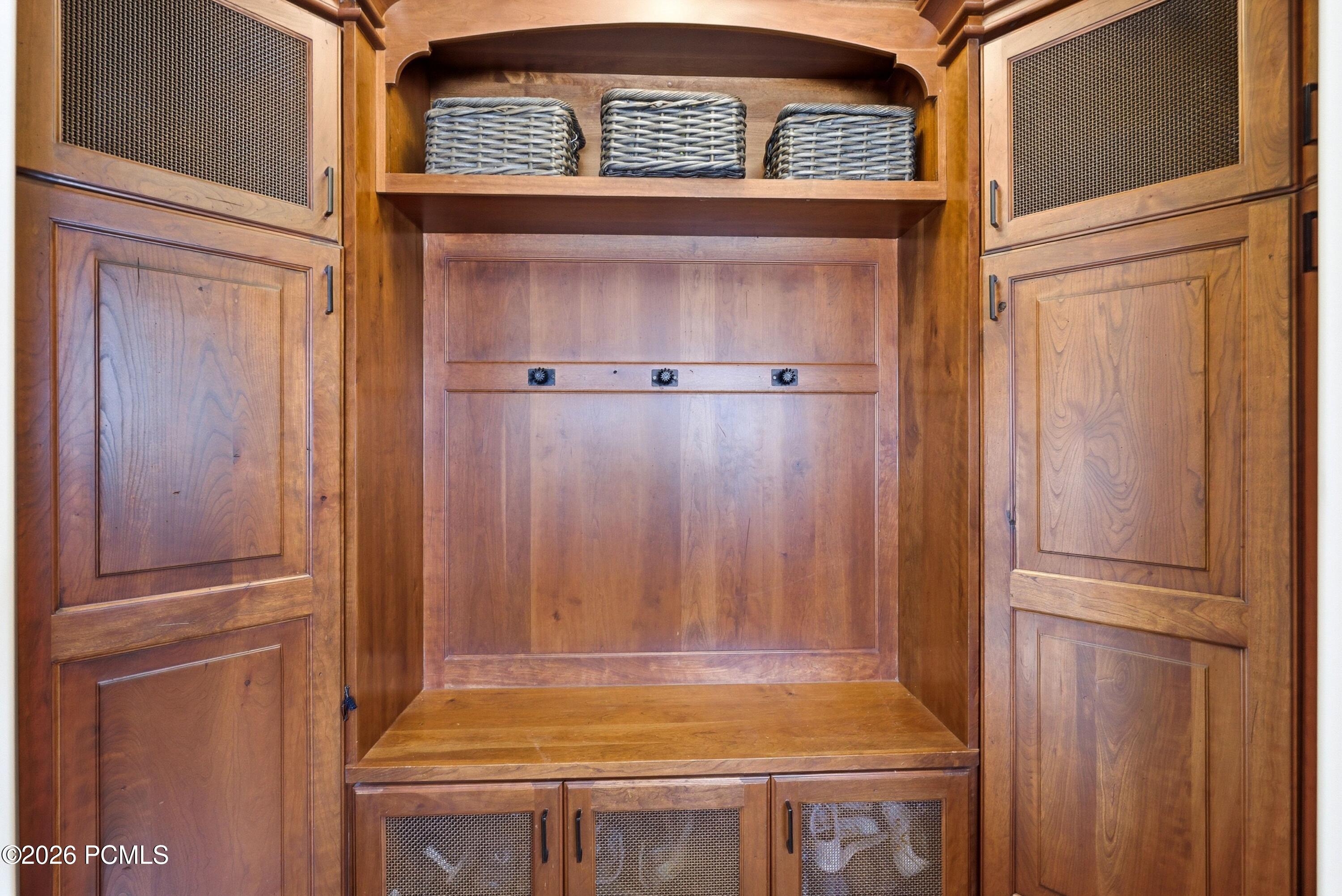 4461 Aspen Camp Loop