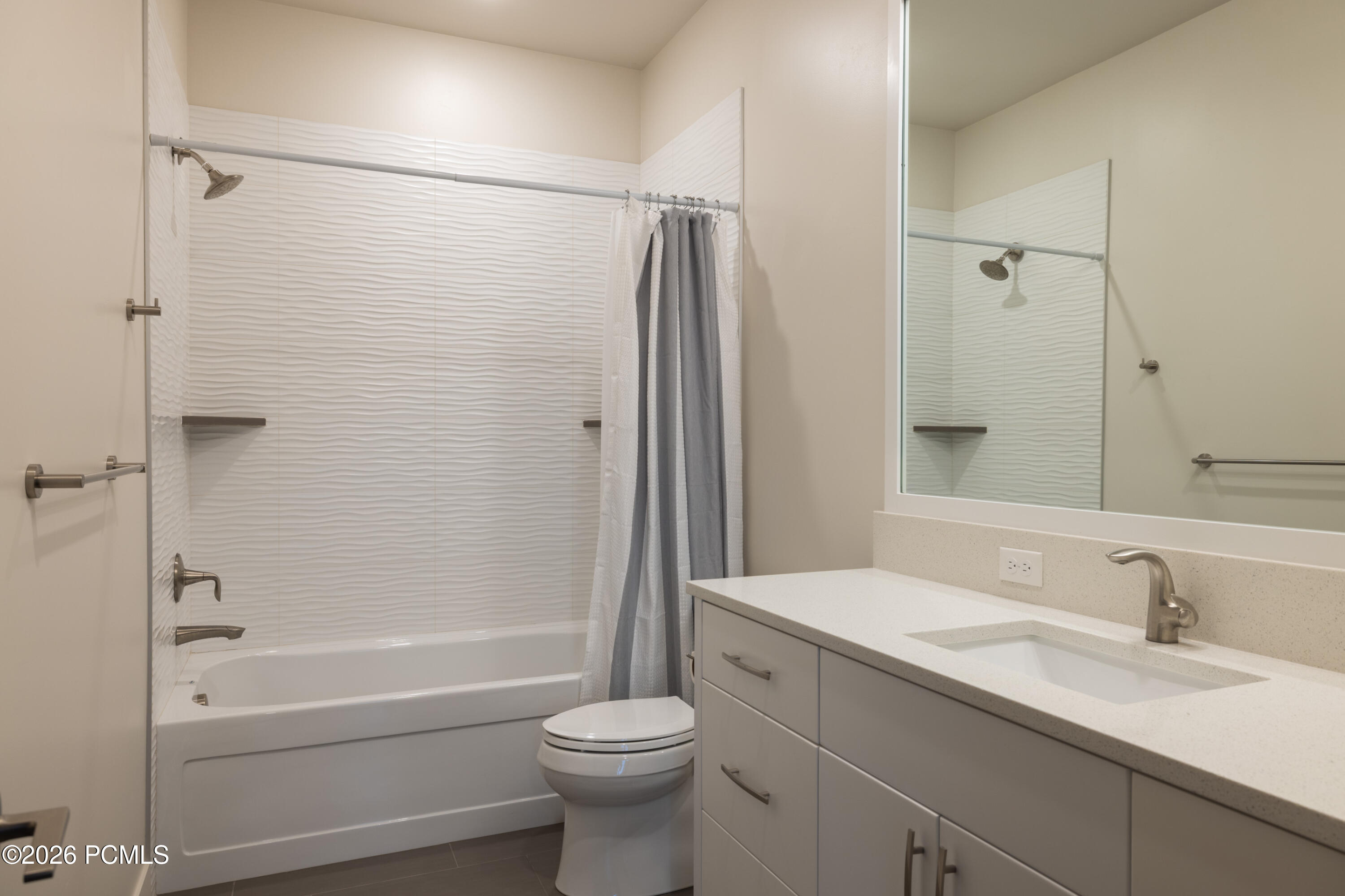 1622 E Abajo Peak Circle Tv-23