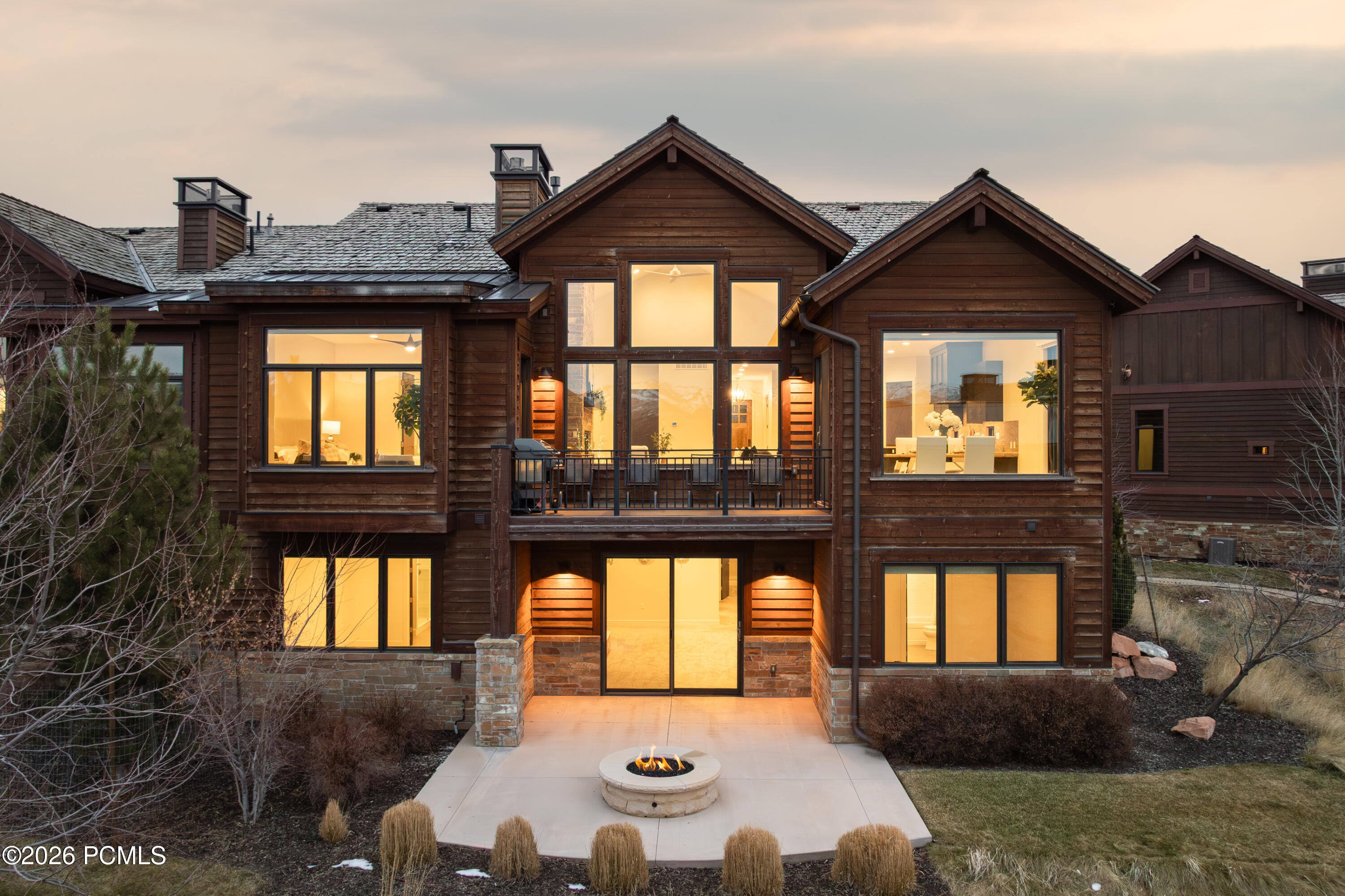 1622 E Abajo Peak Circle Tv-23