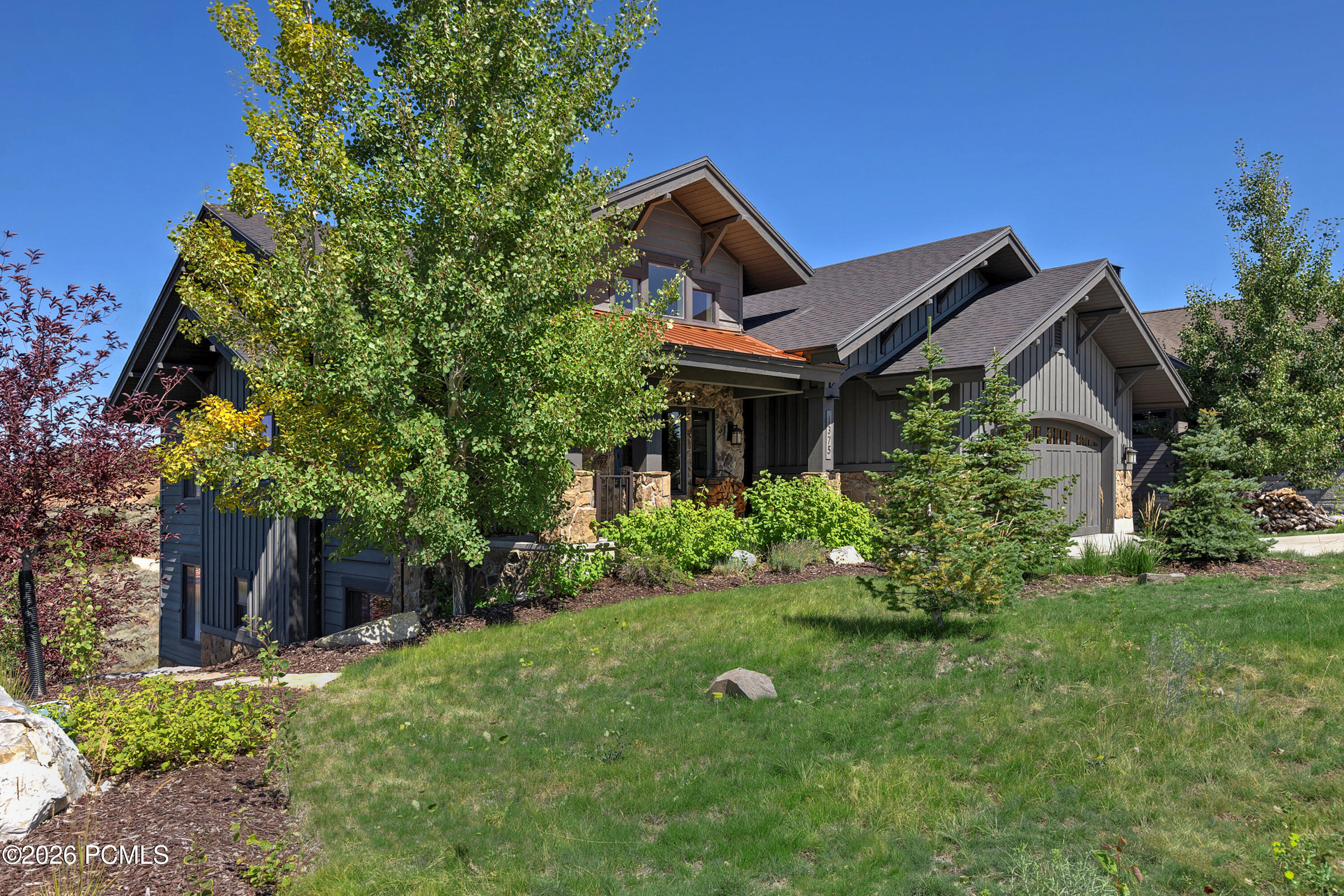 1375 Lasso Trail