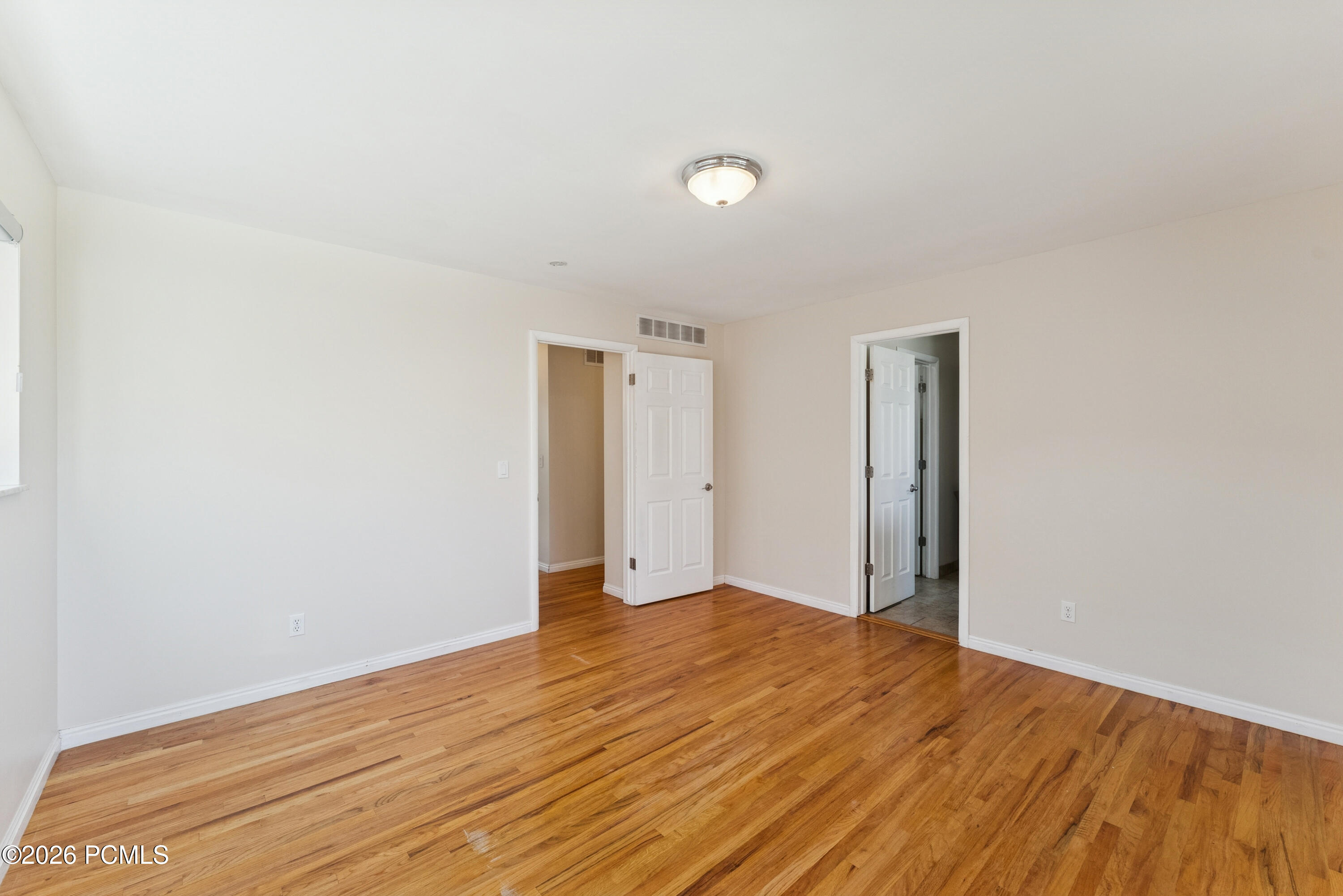 3651 E Oakview Drive