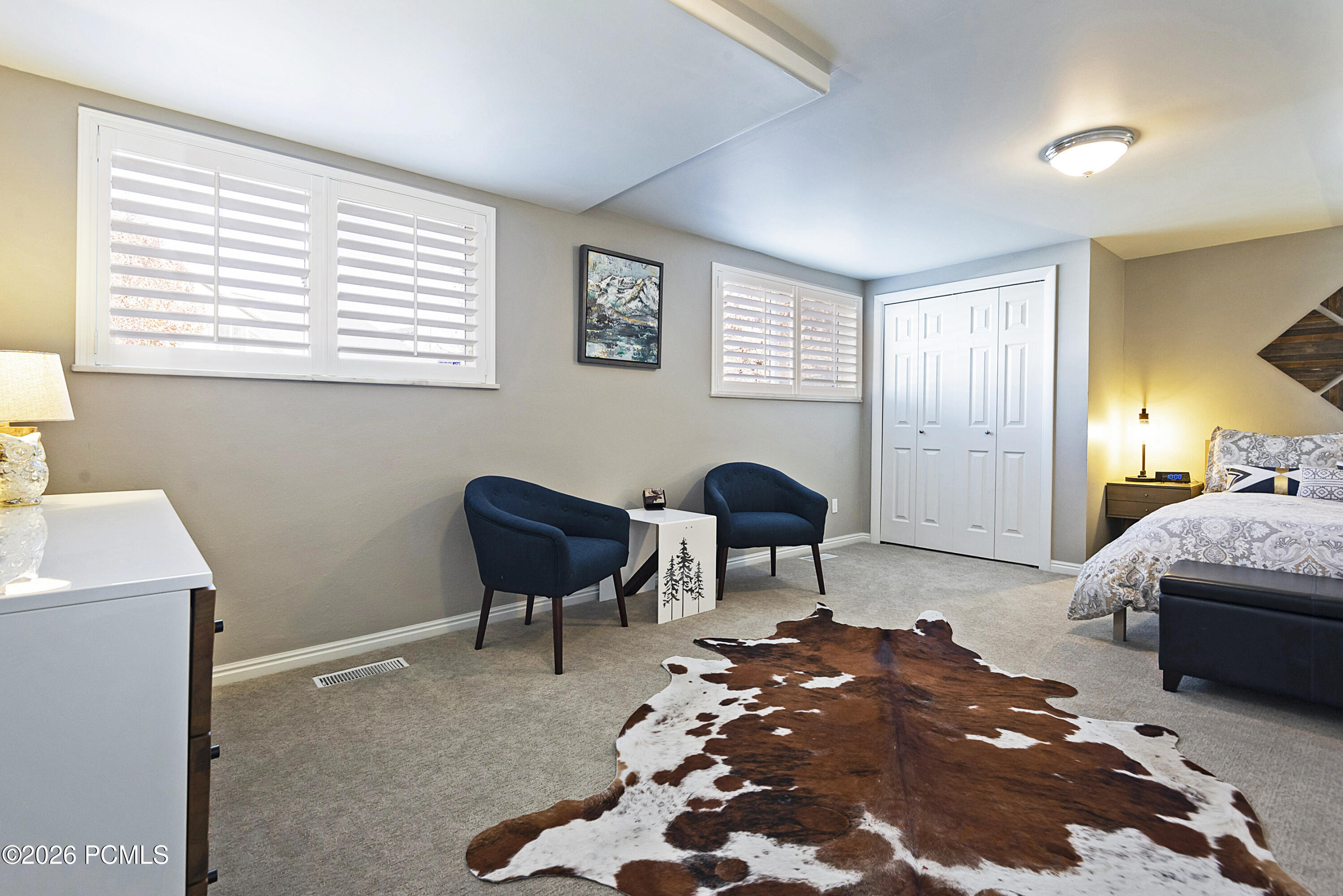 3651 E Oakview Drive