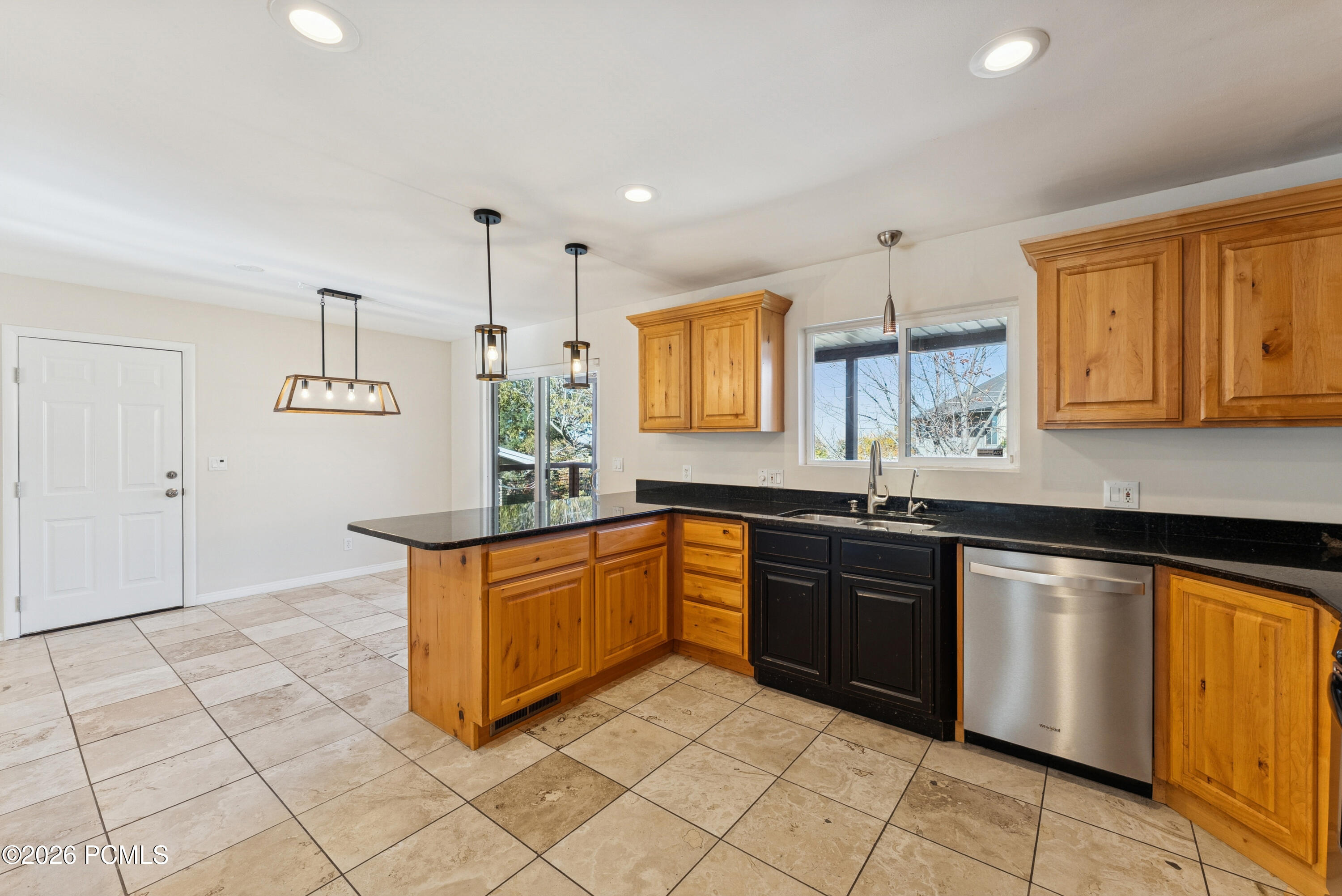 3651 E Oakview Drive