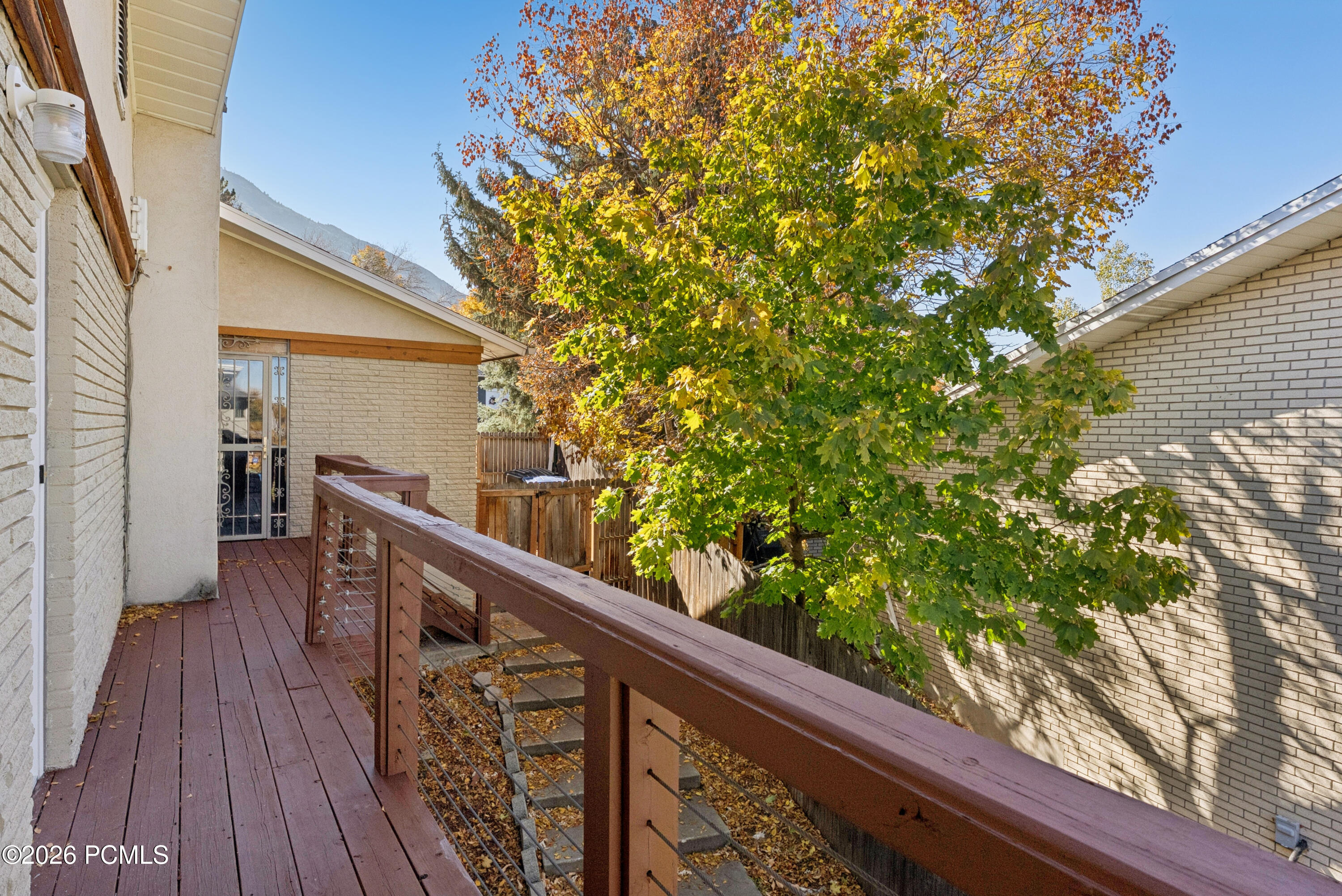3651 E Oakview Drive