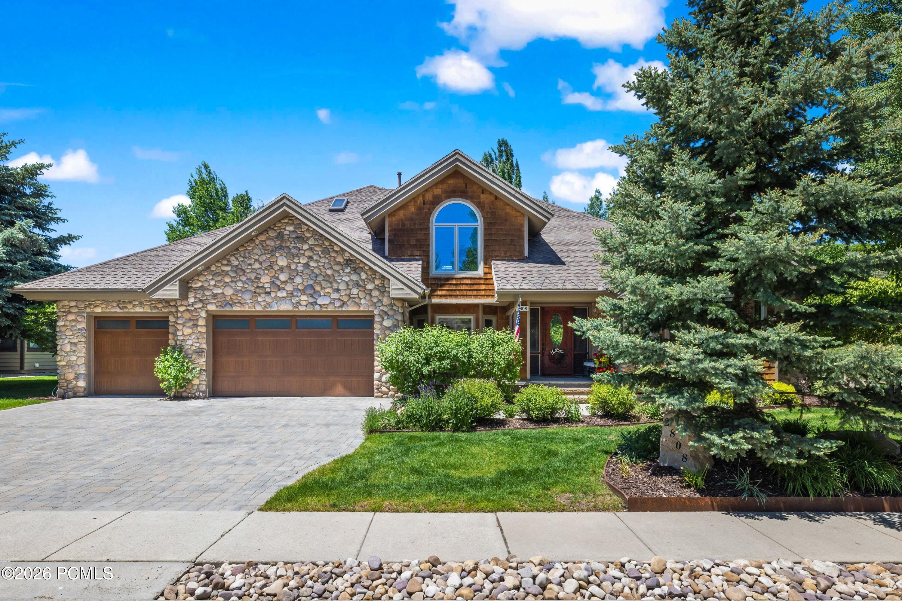 2808 American Saddler Drive