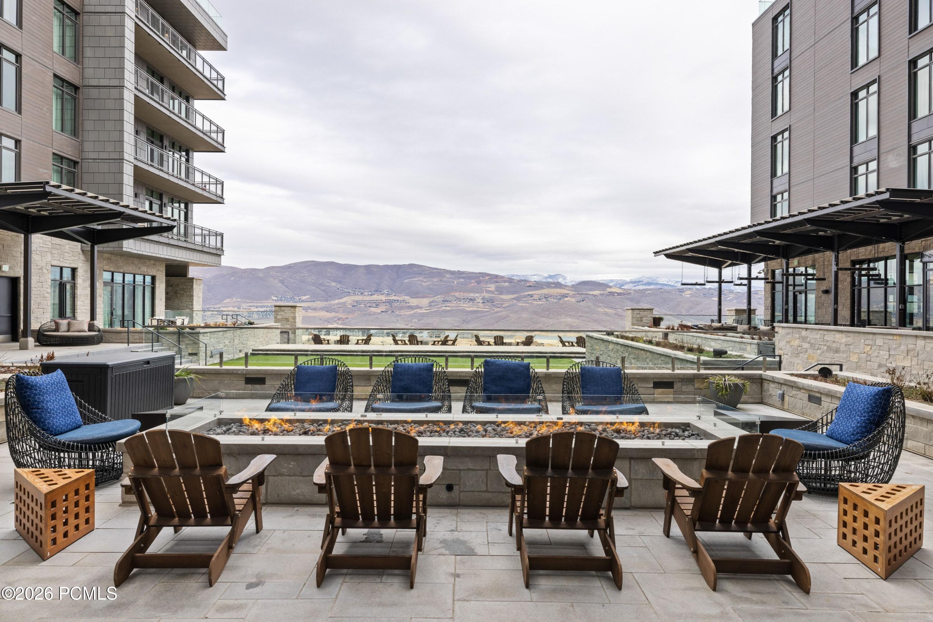 1702 W Glencoe Mountain Way 7048