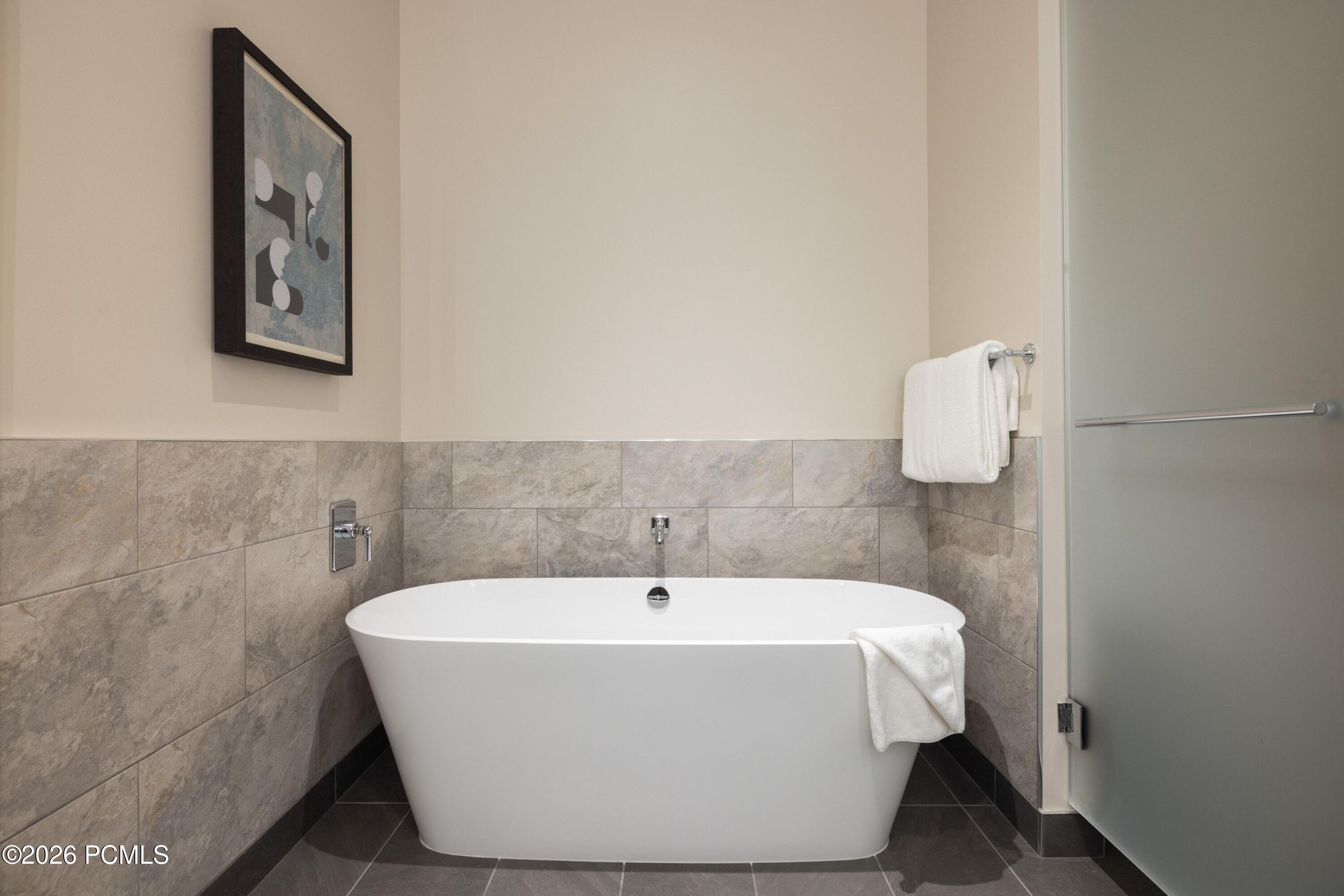 1702 W Glencoe Mountain Way 7048