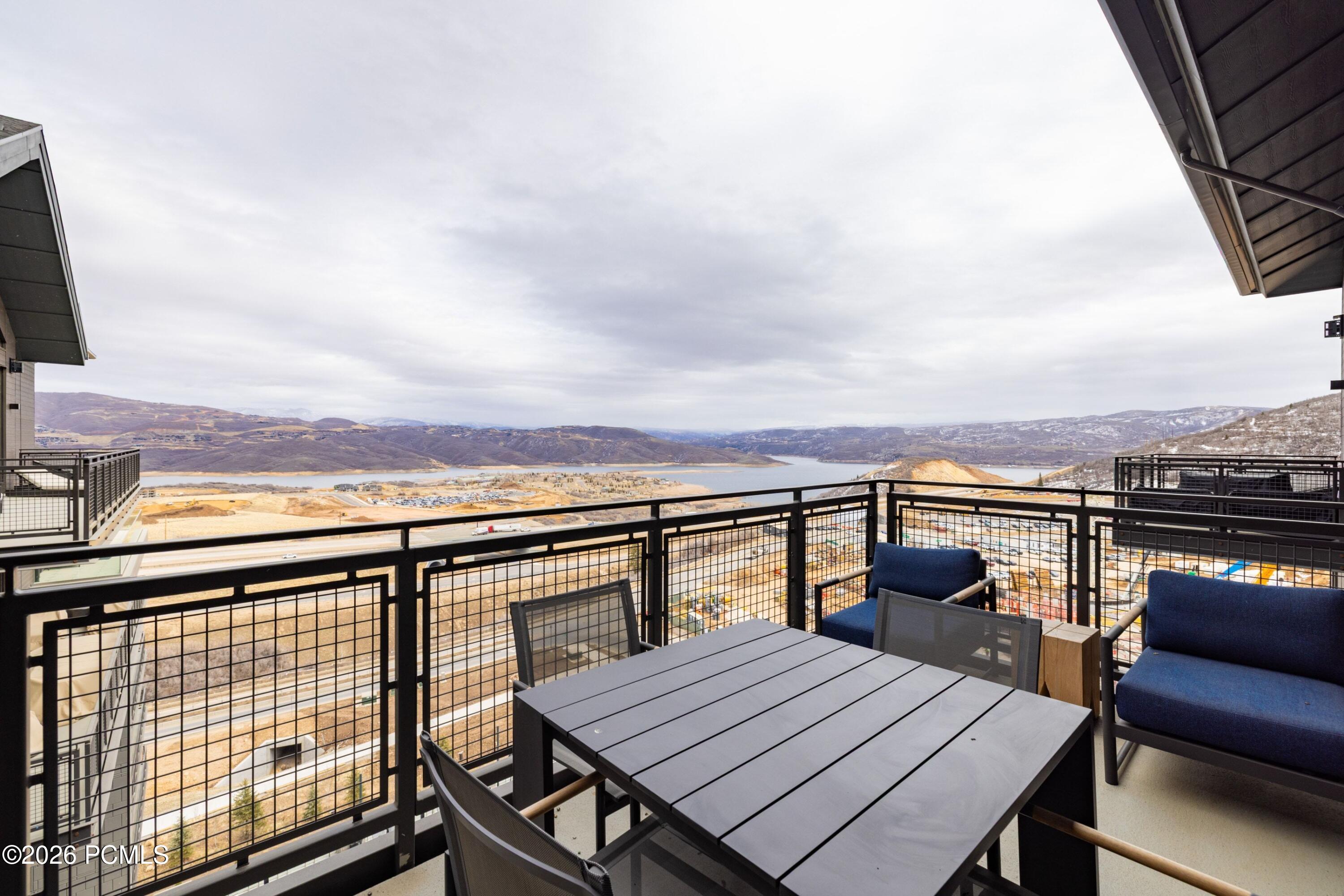 1702 W Glencoe Mountain Way 7048