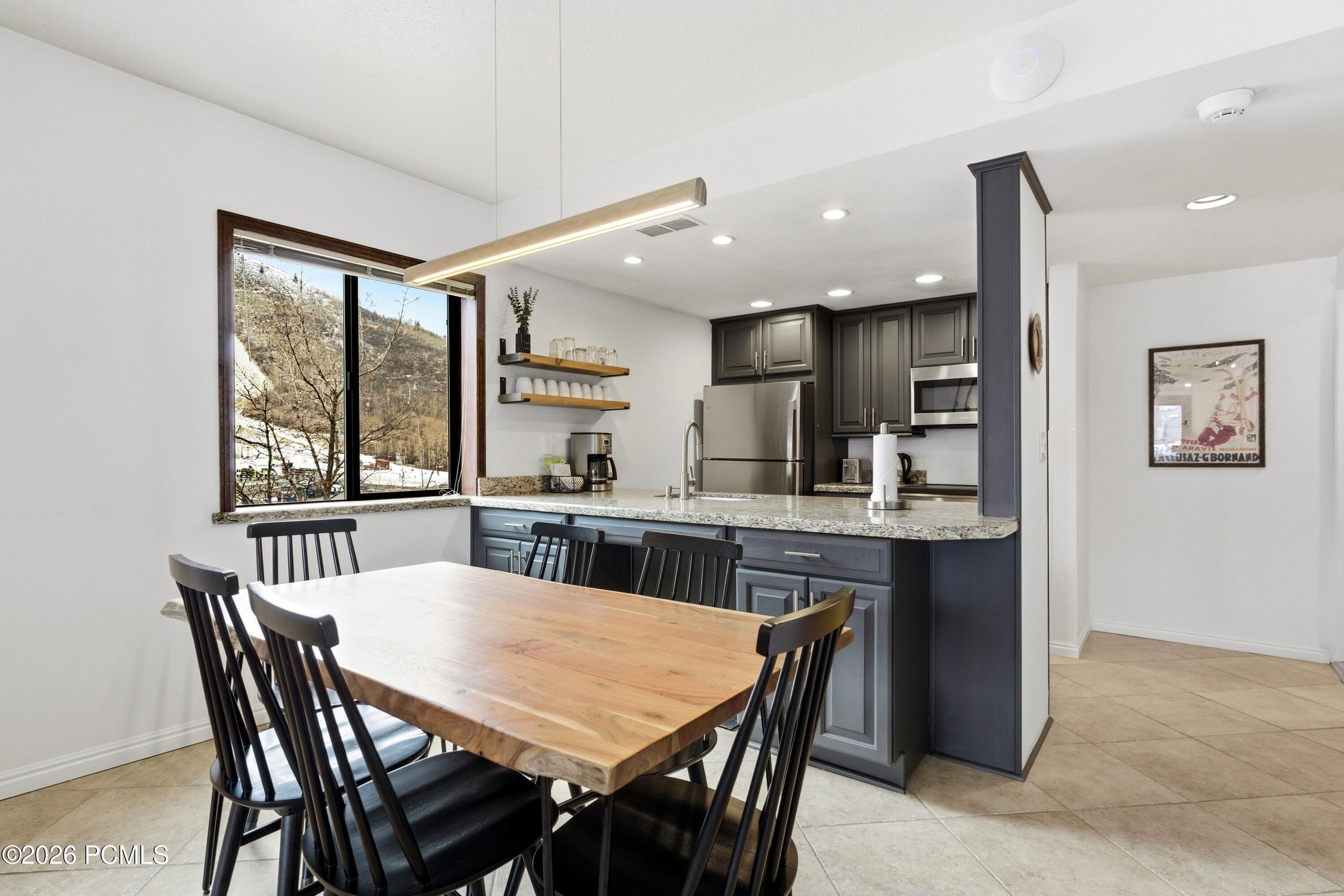 50 N Shadow Ridge Road 4300