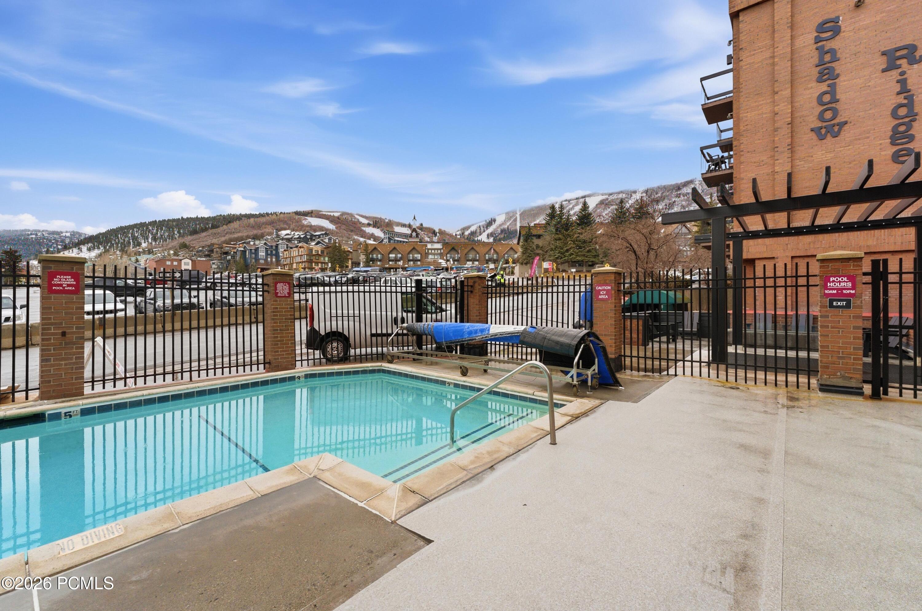 50 N Shadow Ridge Road 4300