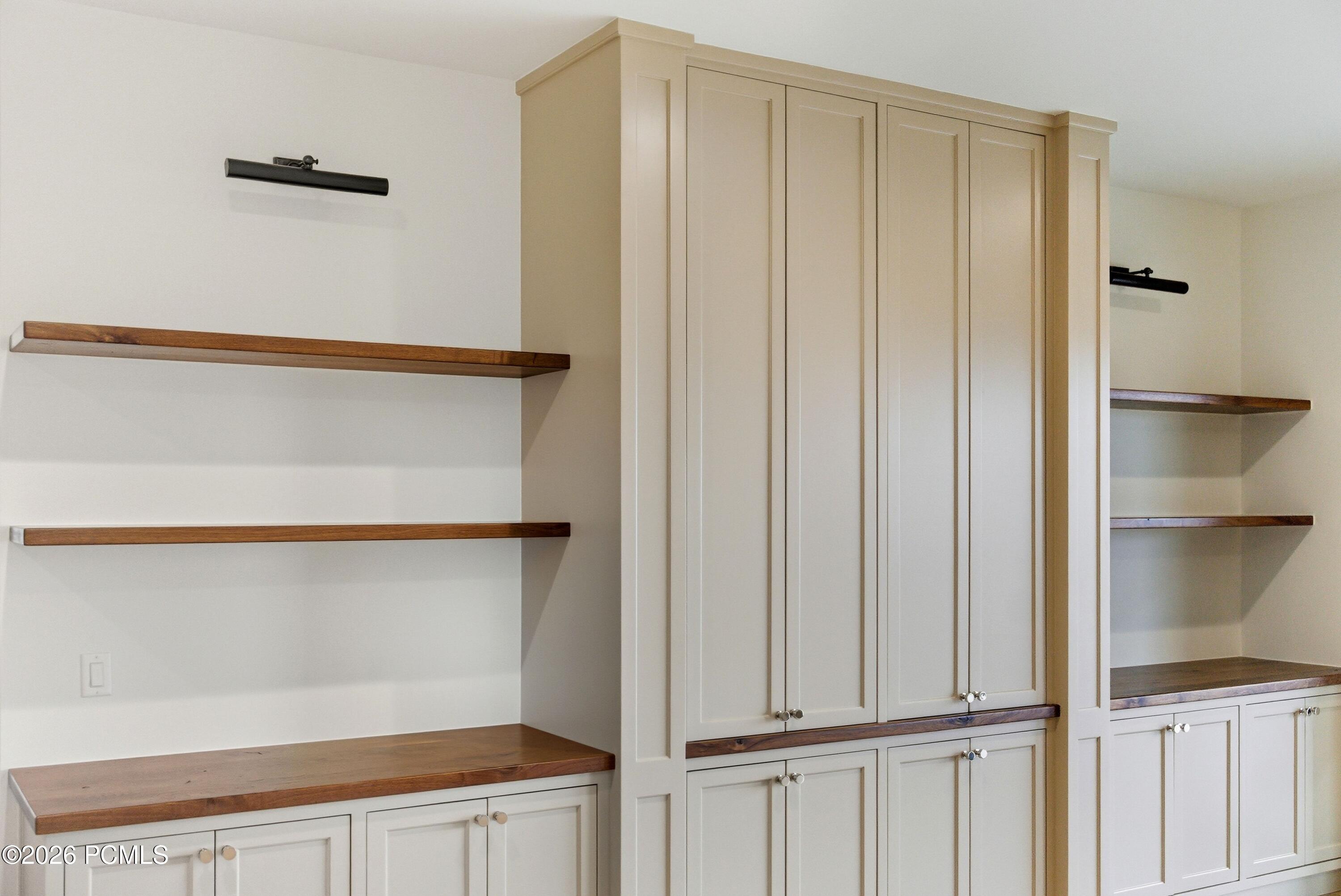 2155 E Wrangler Drive