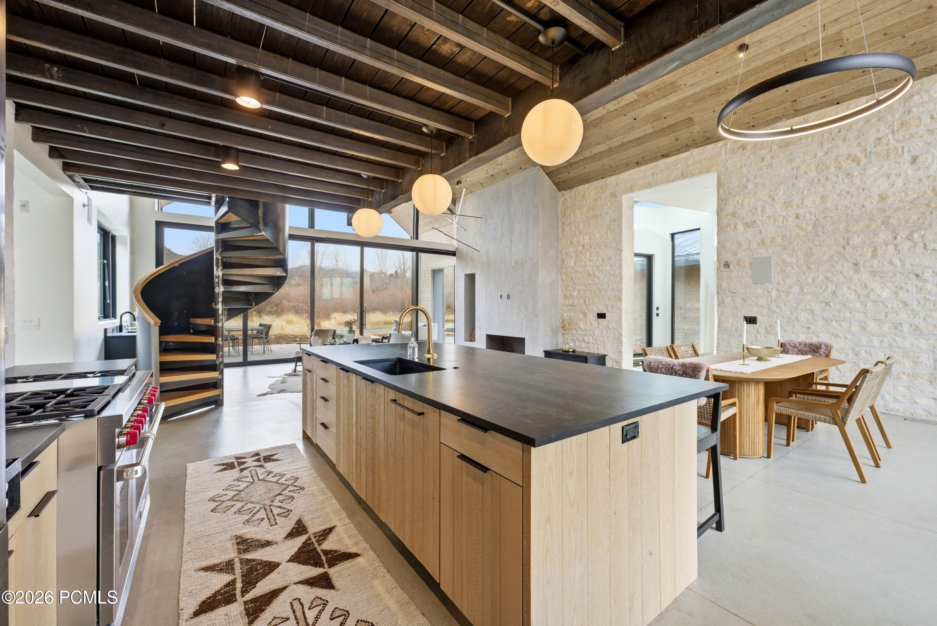 6950 N River Valley Drive