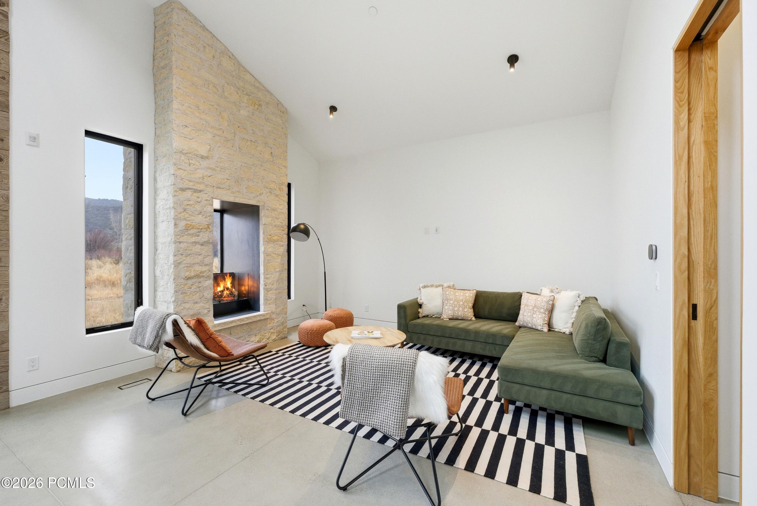 6950 N River Valley Drive