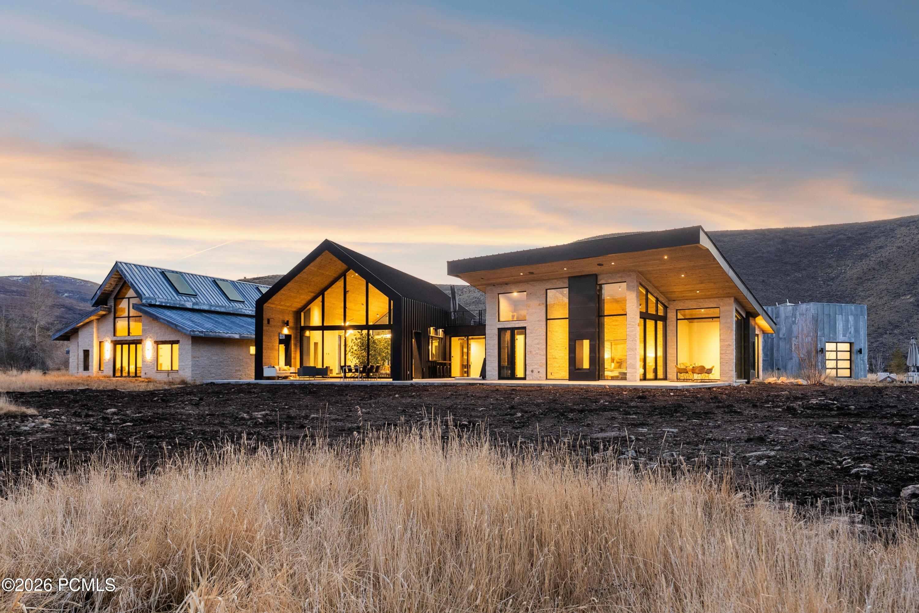 6950 N River Valley Drive