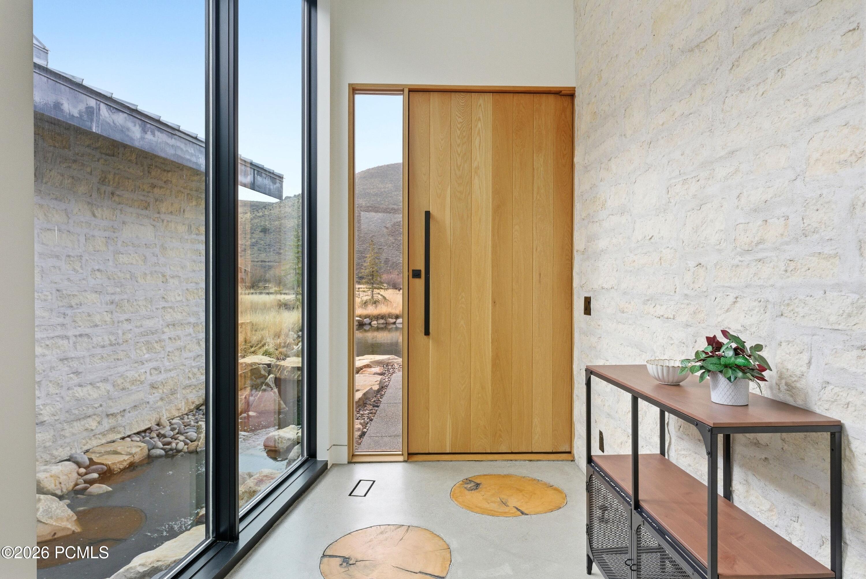 6950 N River Valley Drive