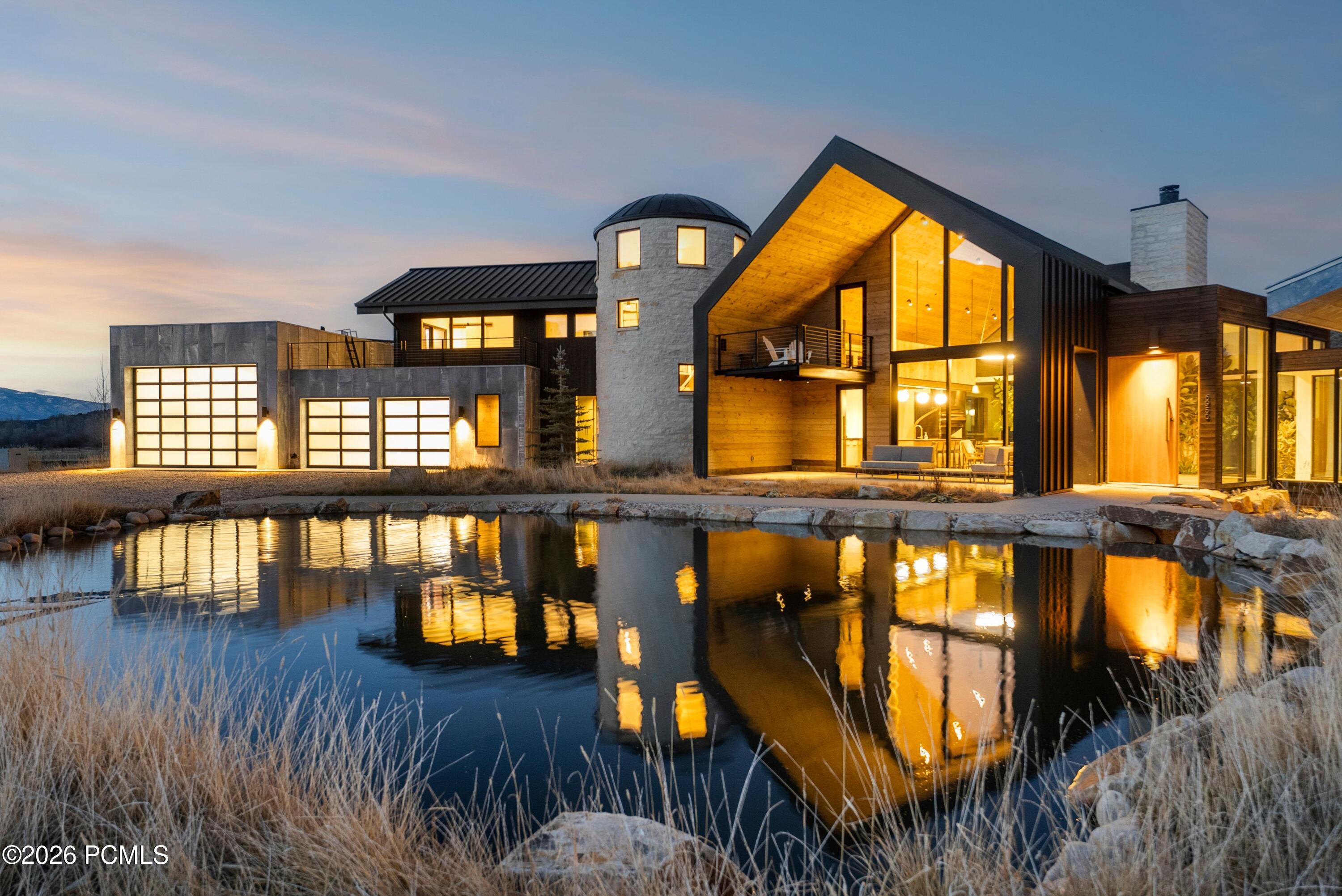 6950 N River Valley Drive