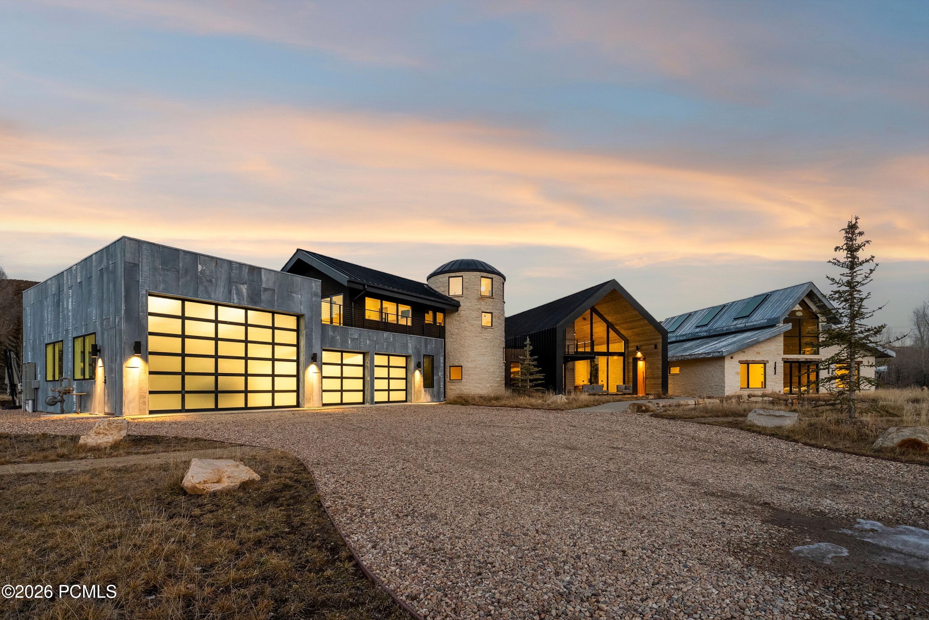 6950 N River Valley Drive