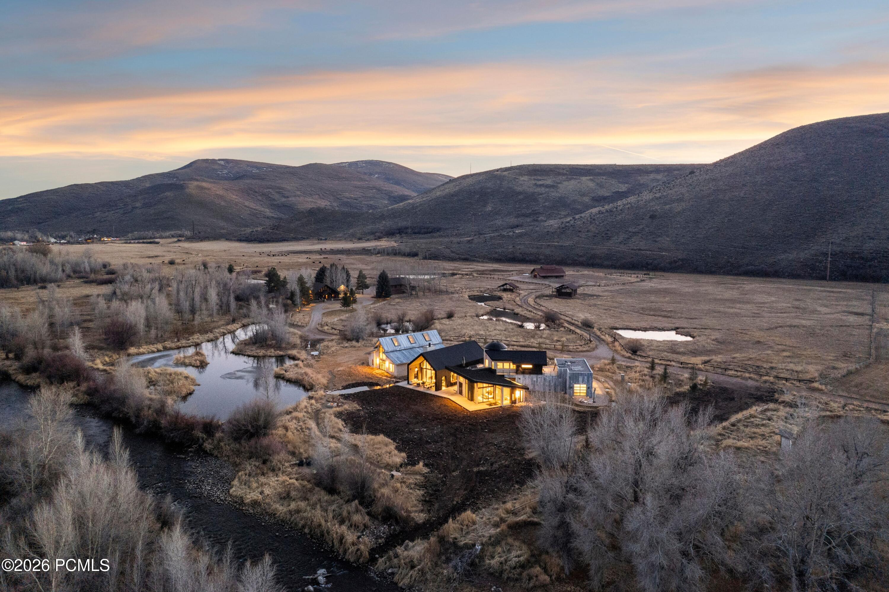 6950 N River Valley Drive