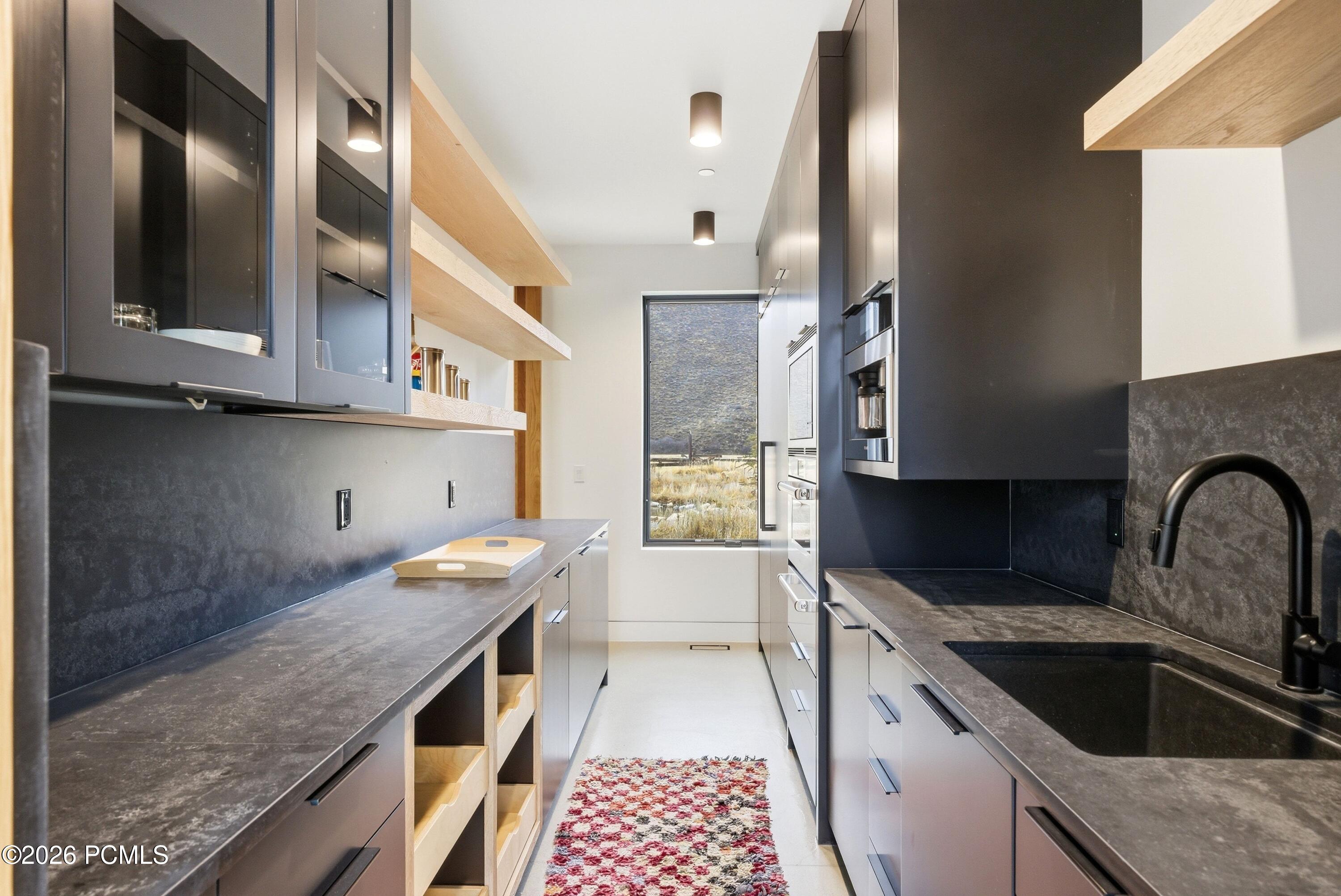 6950 N River Valley Drive