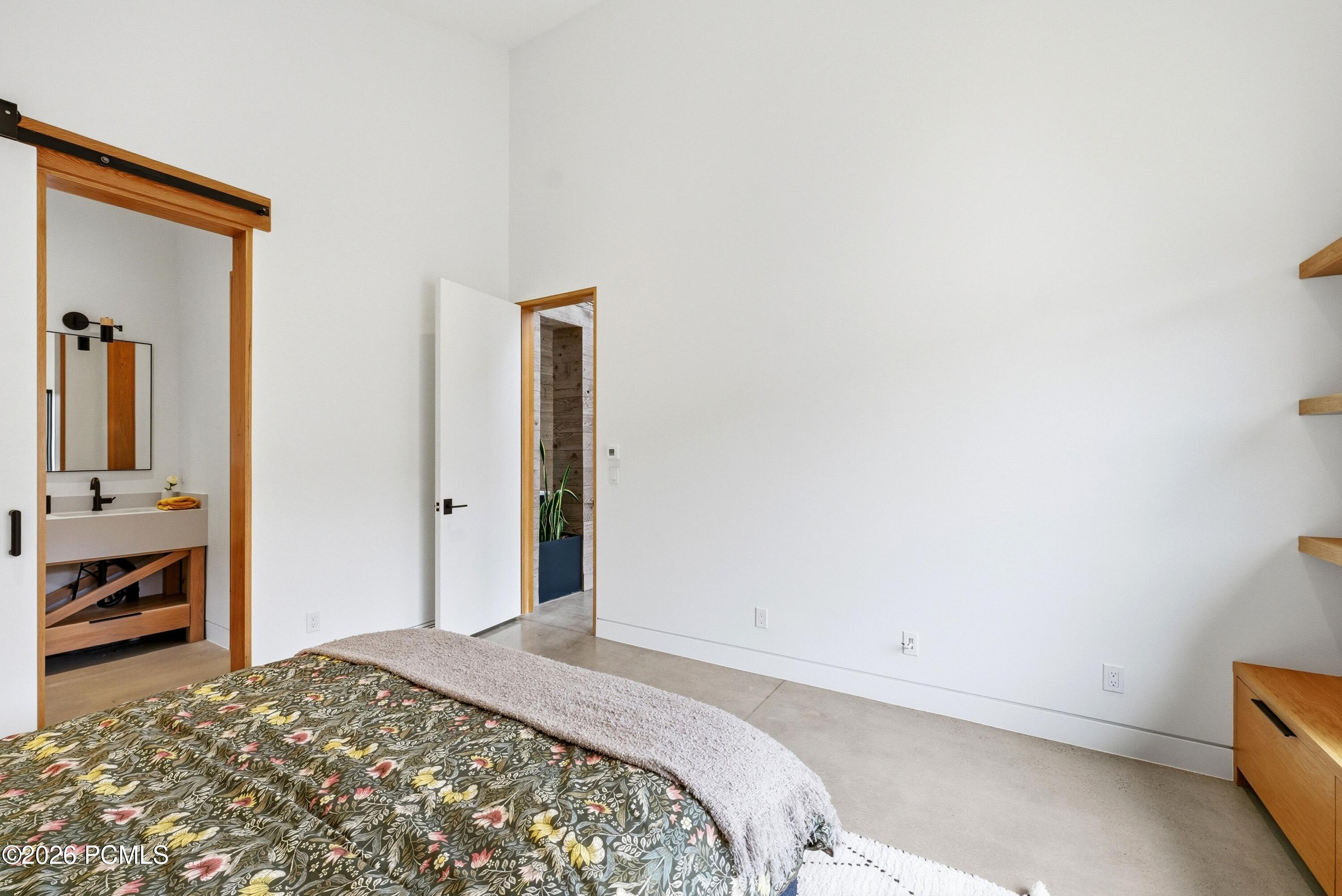 6950 N River Valley Drive