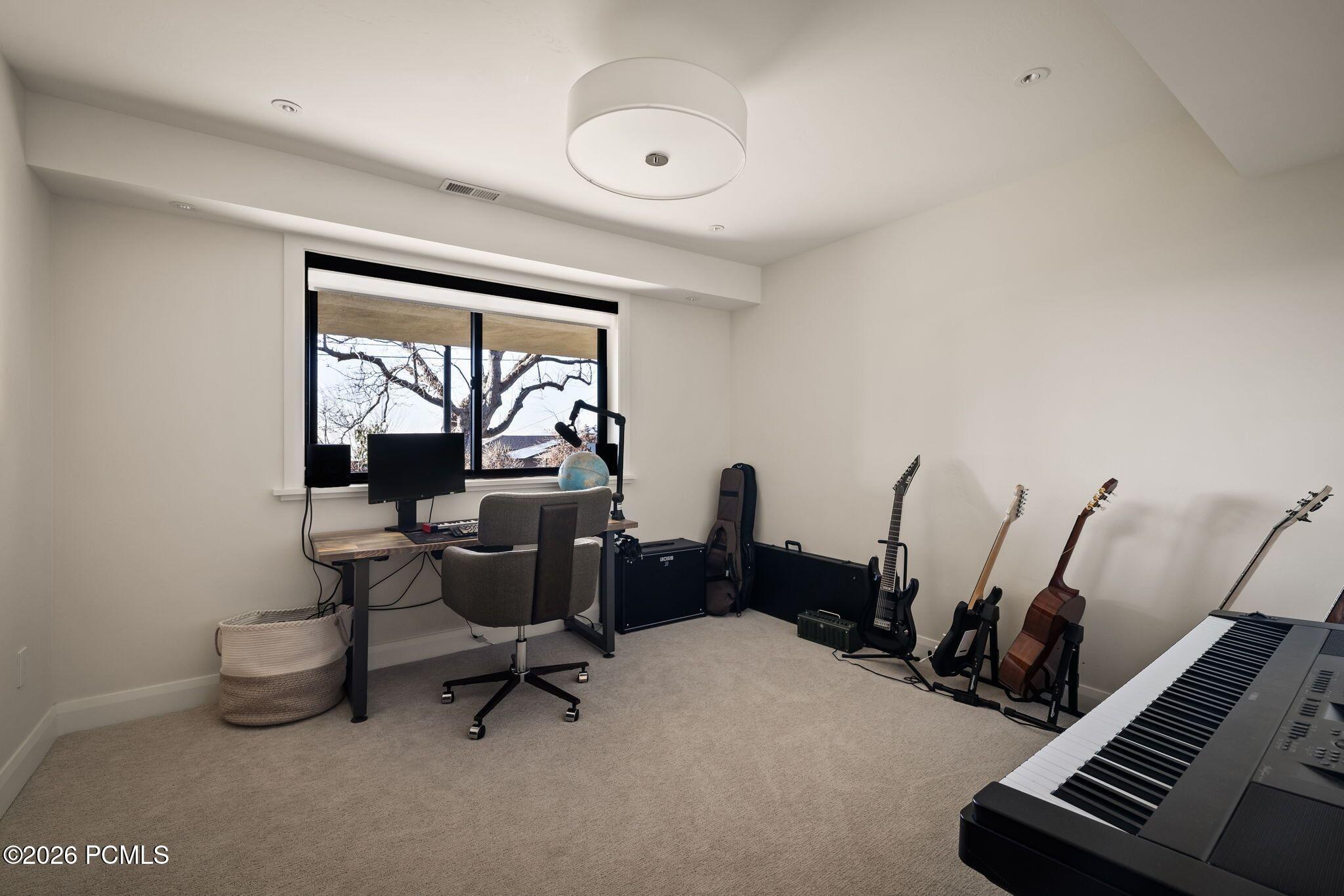 1404 Canterbury Drive