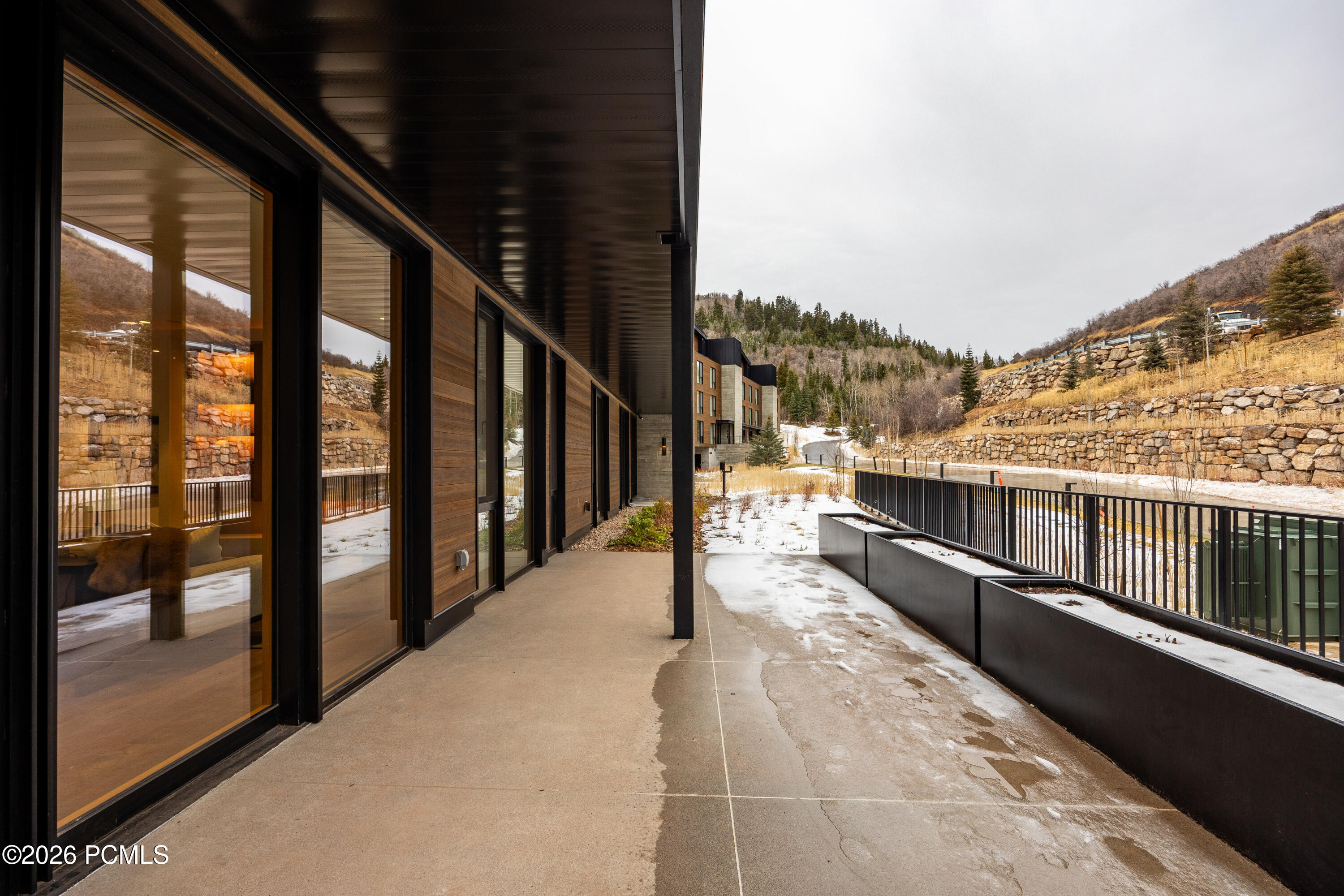 3267 W Deer Hollow Road 2304