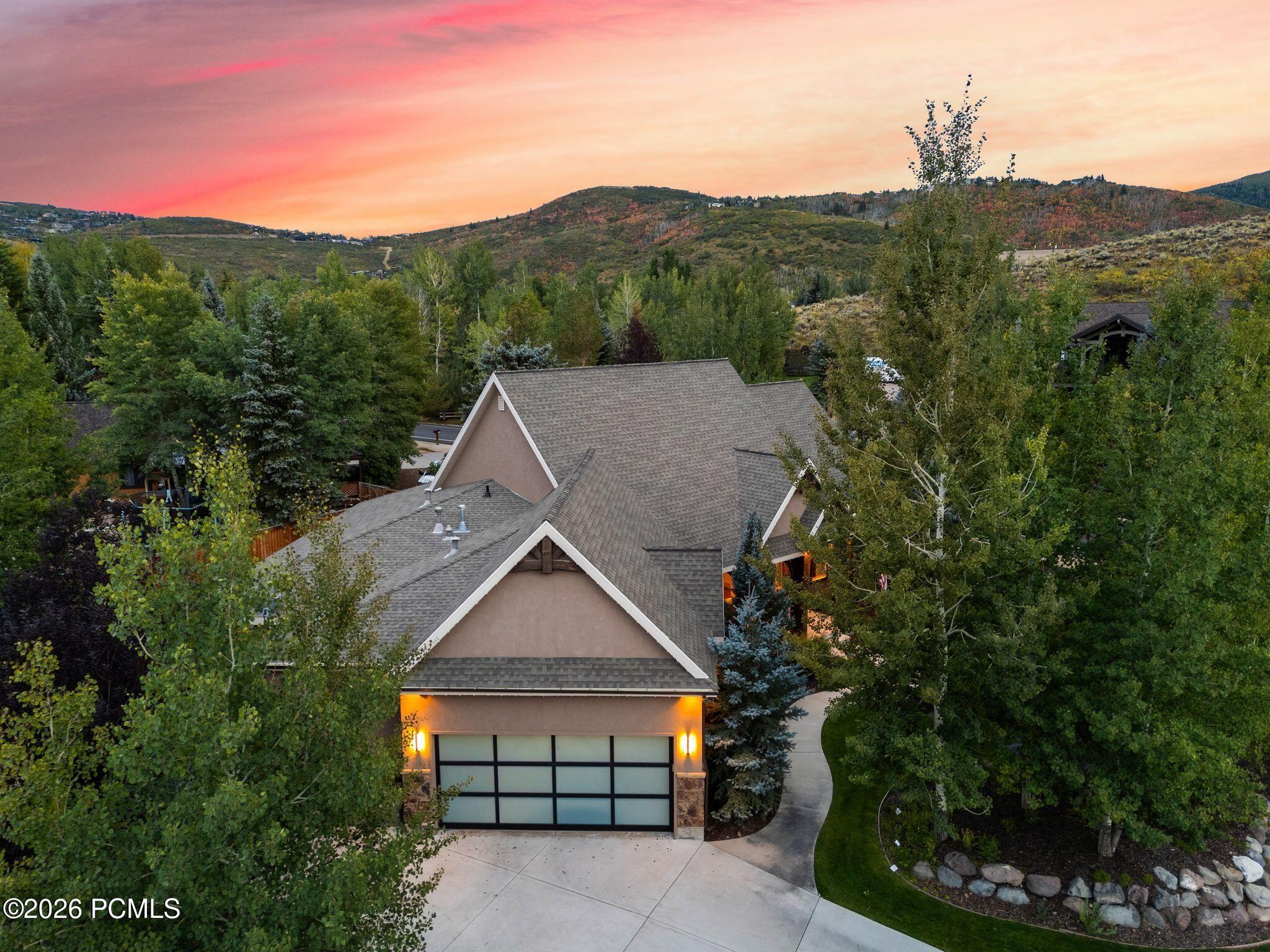 1911 Evening Star Drive