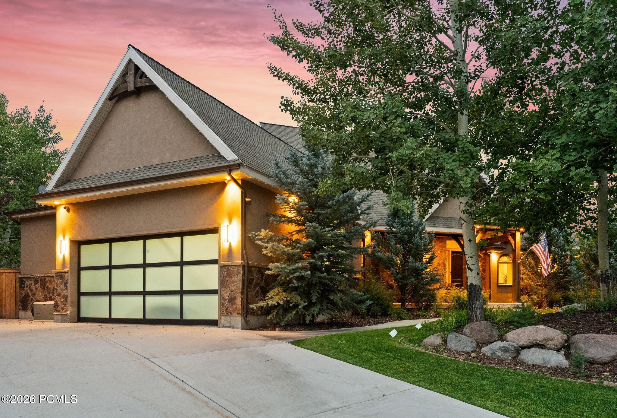 1911 Evening Star Drive