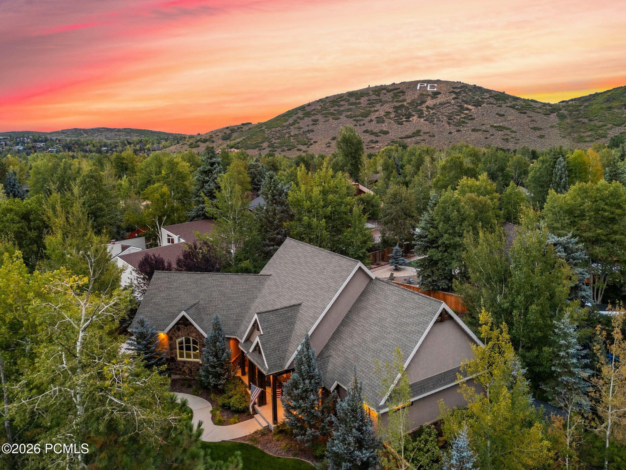 1911 Evening Star Drive