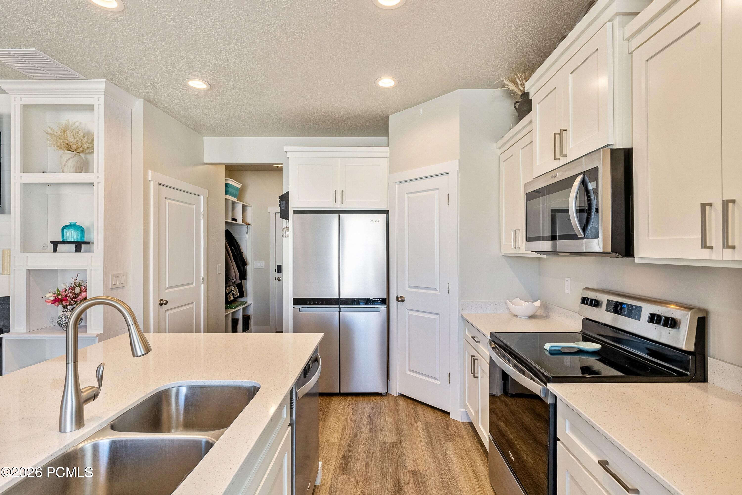 3381 E Stillwater Drive