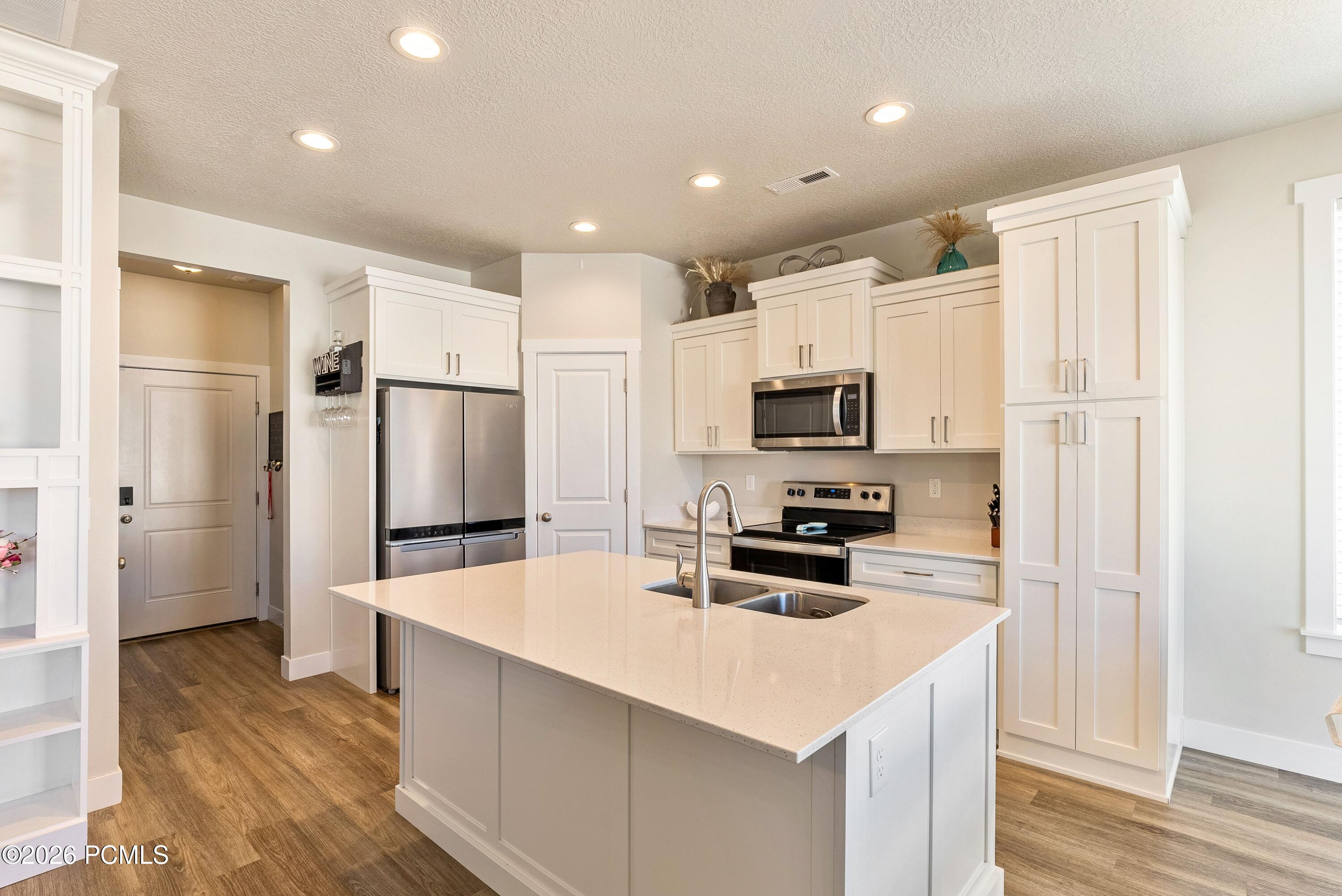 3381 E Stillwater Drive