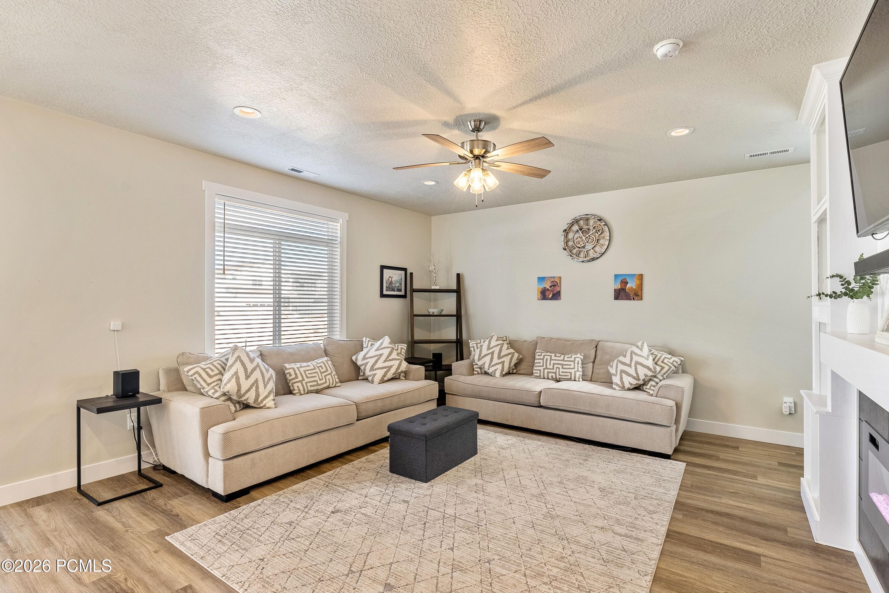 3381 E Stillwater Drive