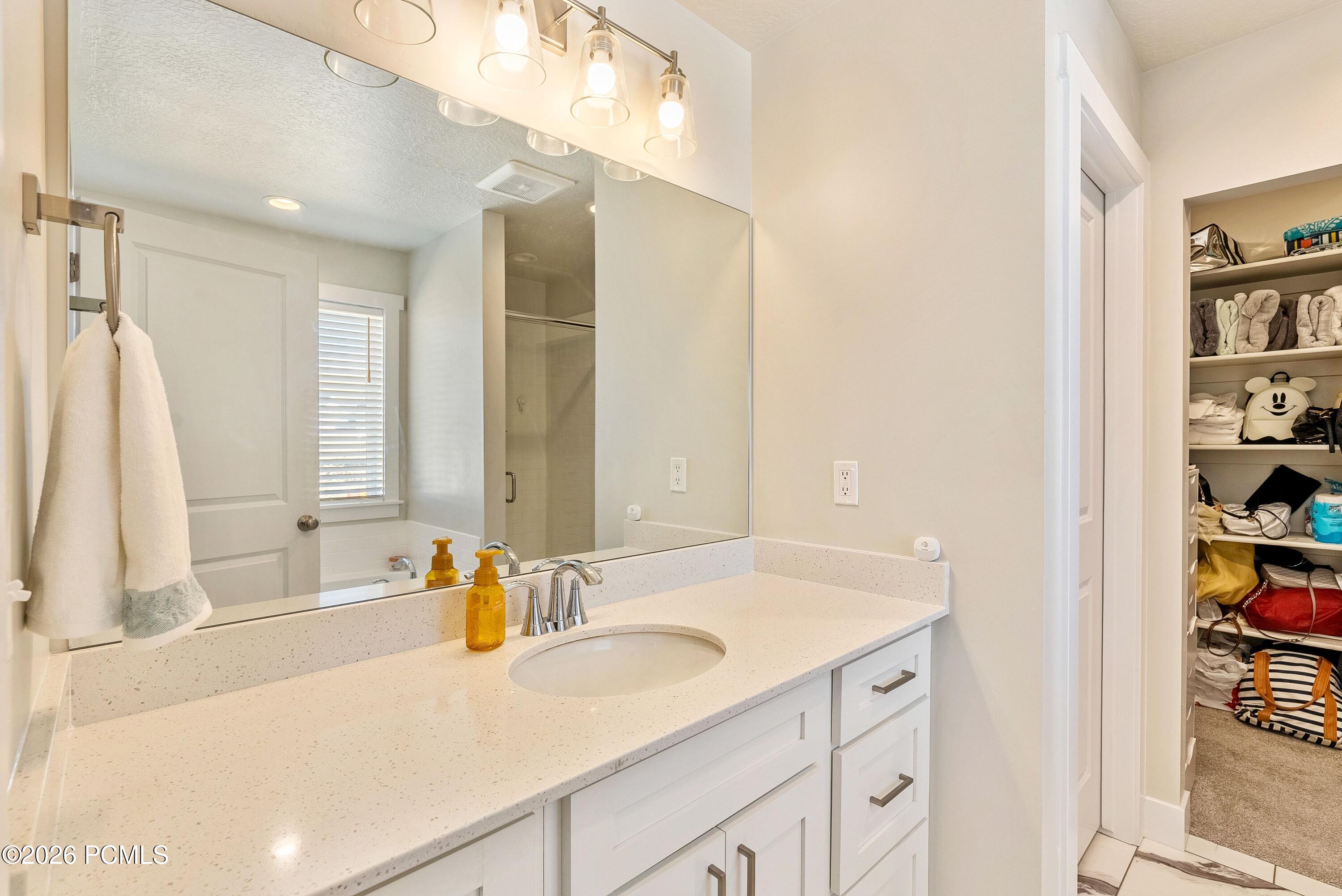 3381 E Stillwater Drive