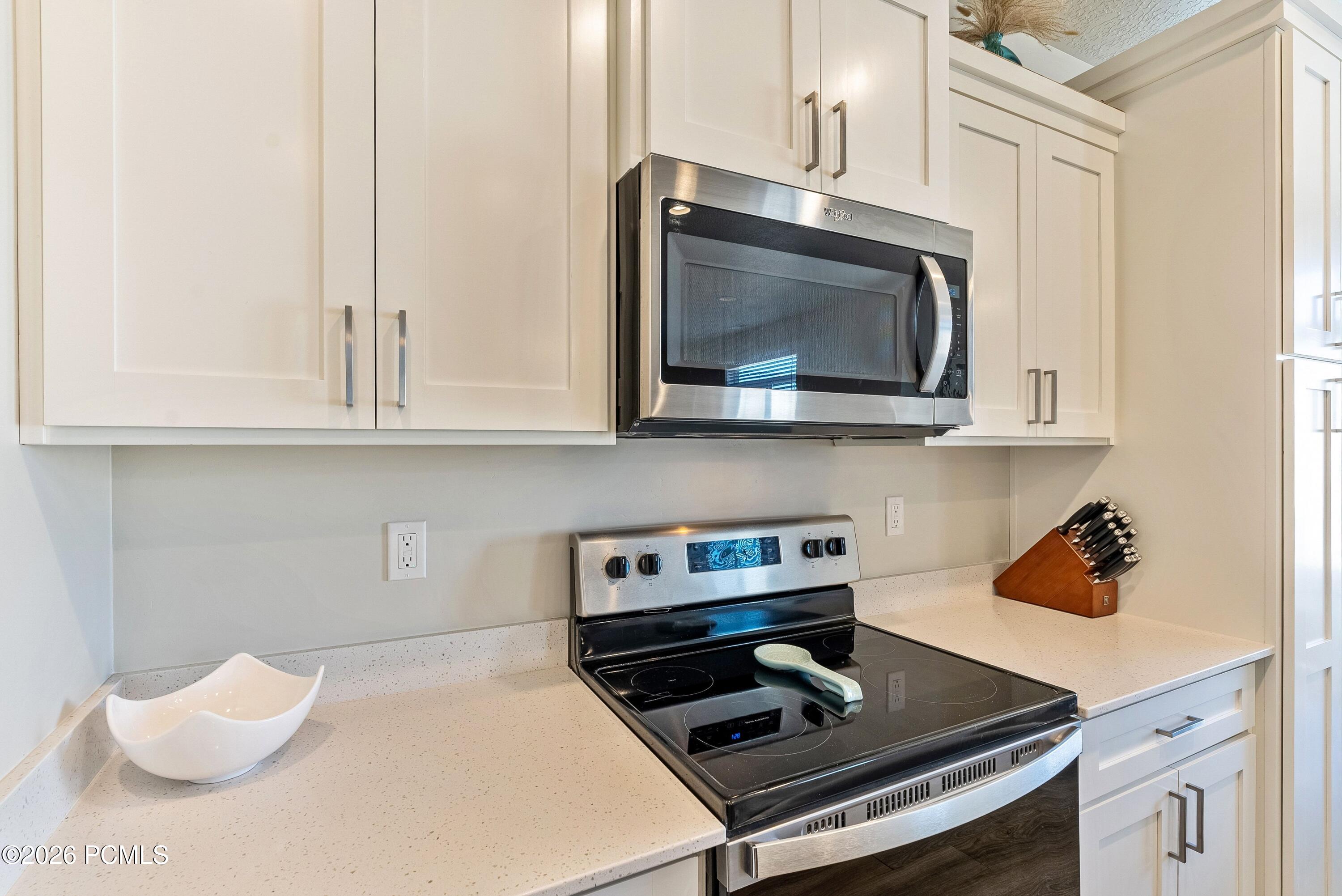 3381 E Stillwater Drive