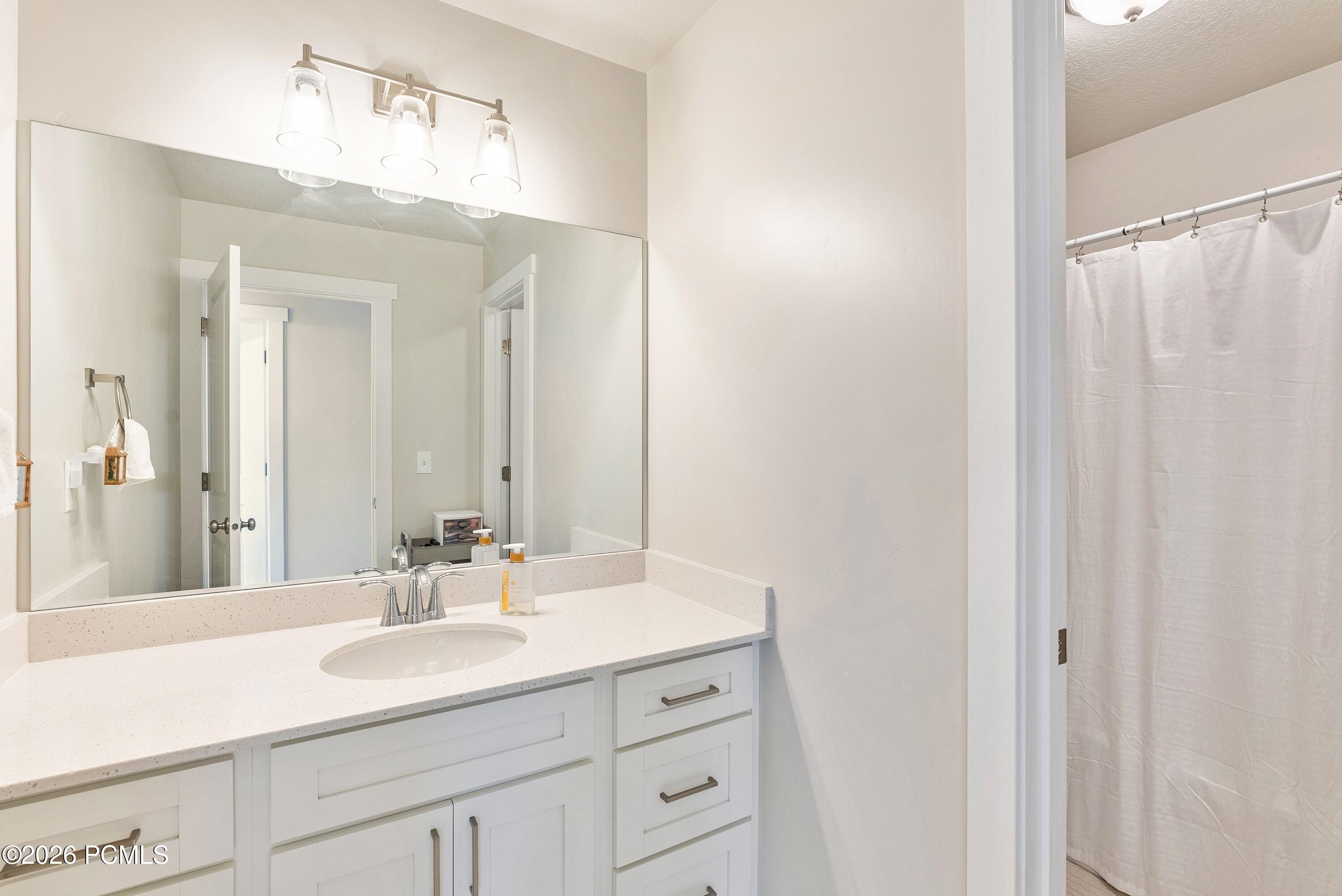 3381 E Stillwater Drive