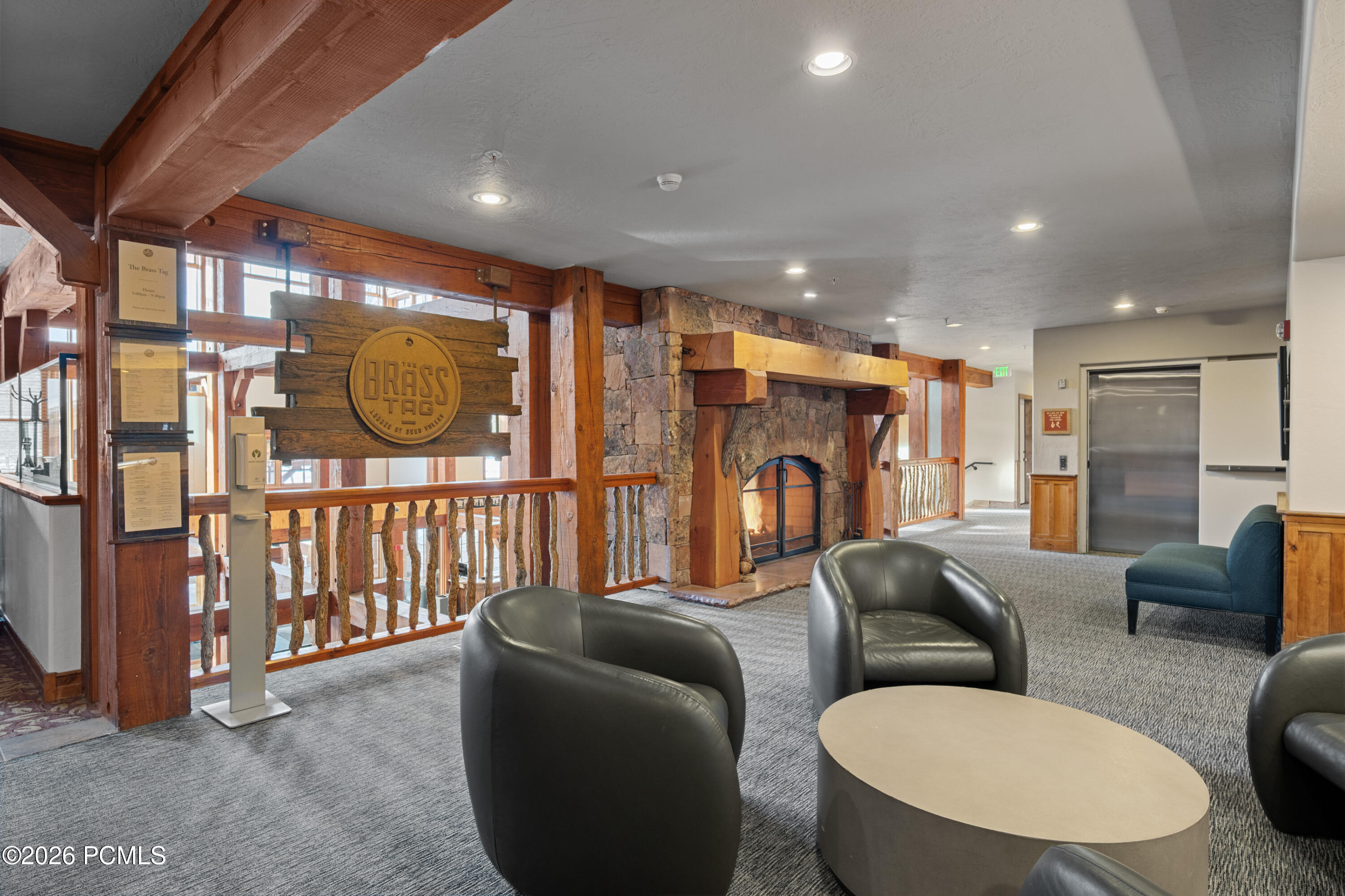2900 Deer Valley Drive E235