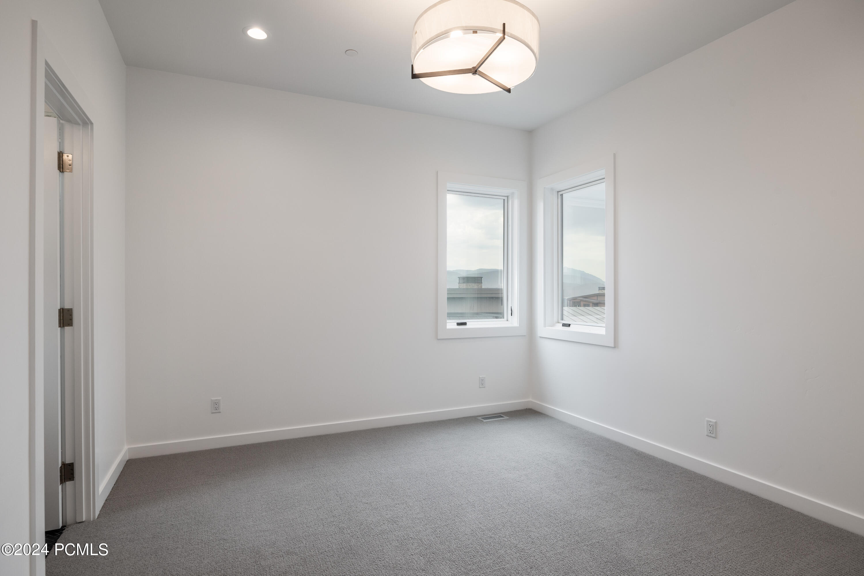 838 N Burro Peak Circle