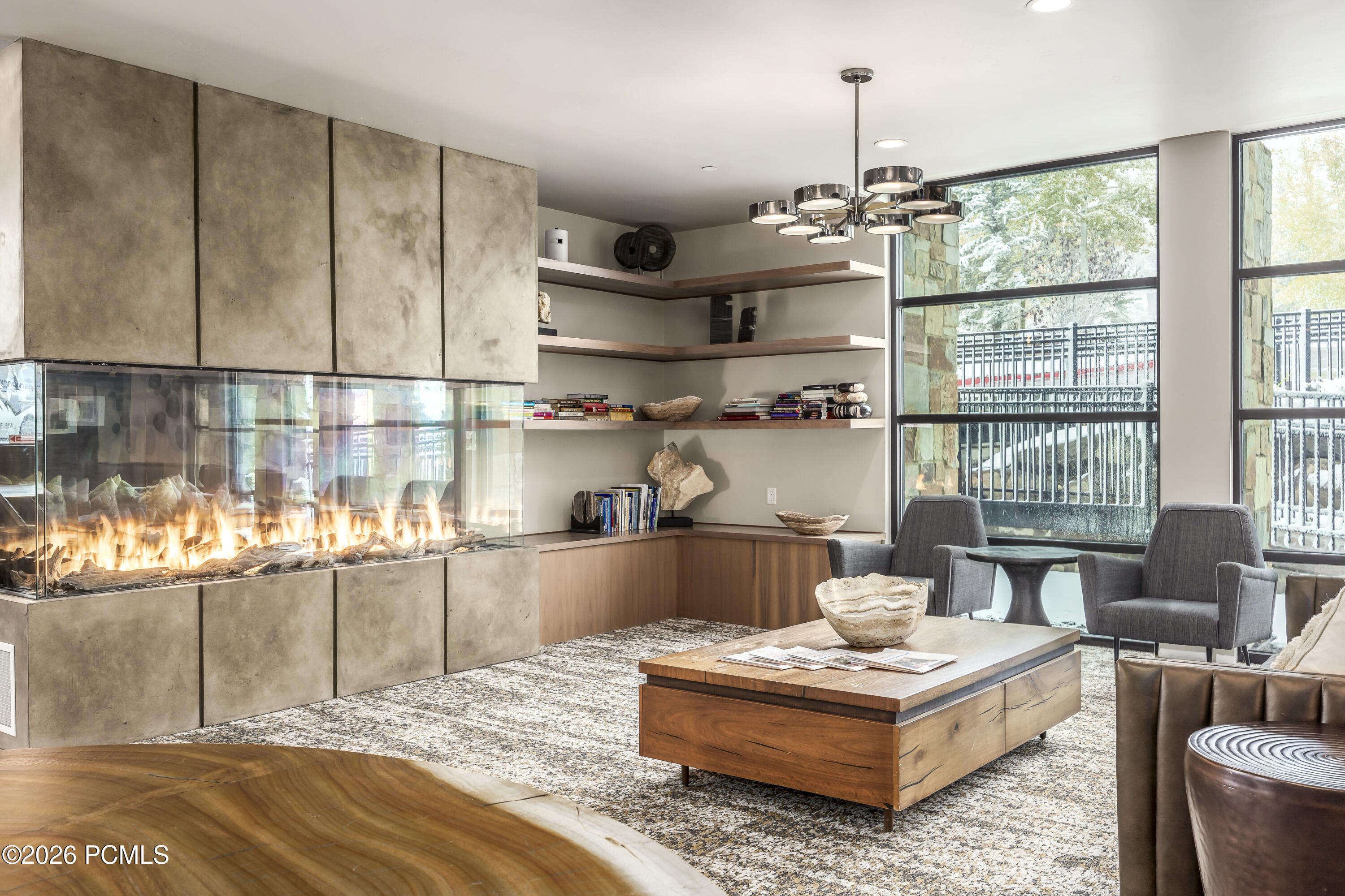 909 W Peace Tree Trail 311