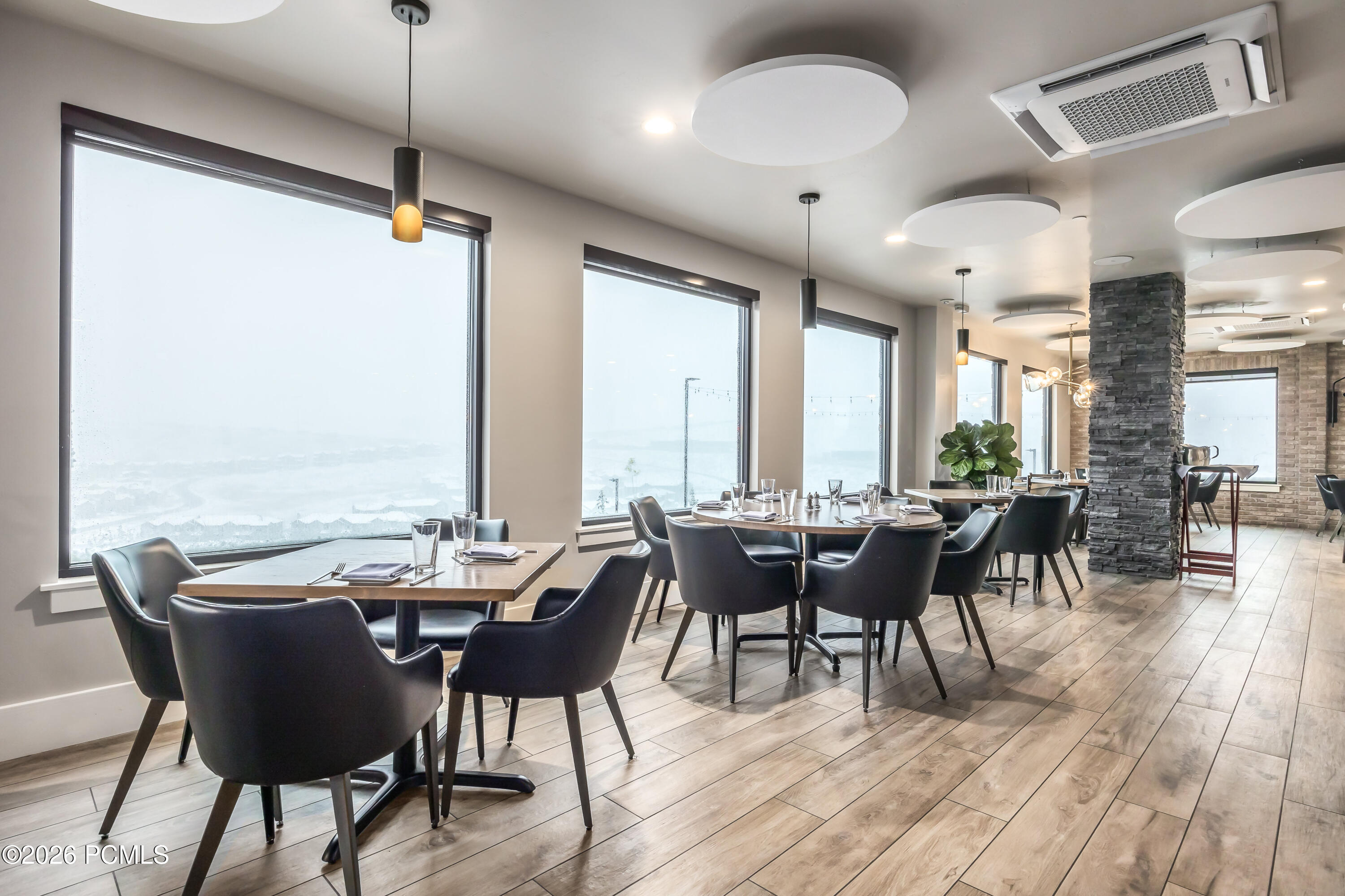 909 W Peace Tree Trail 311