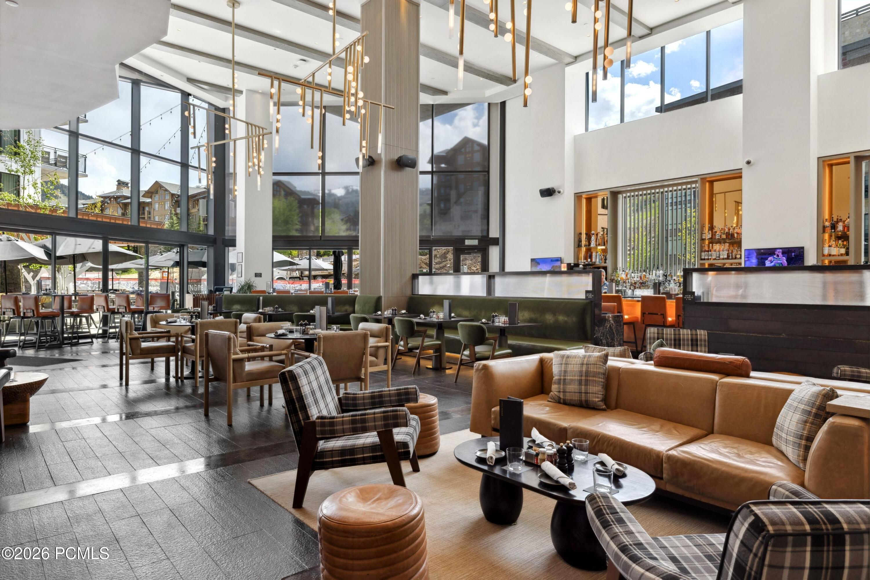 2417 W High Mountain Road 2611