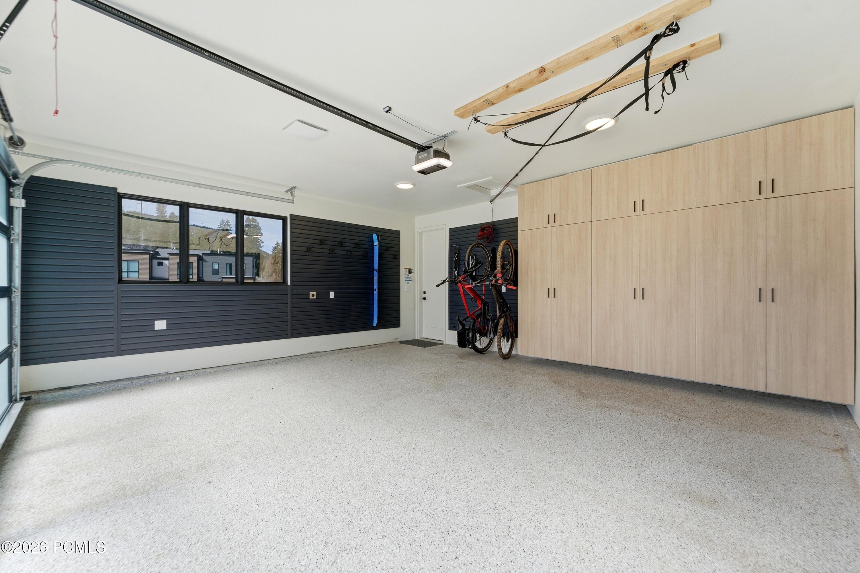 4344 W Discovery Way