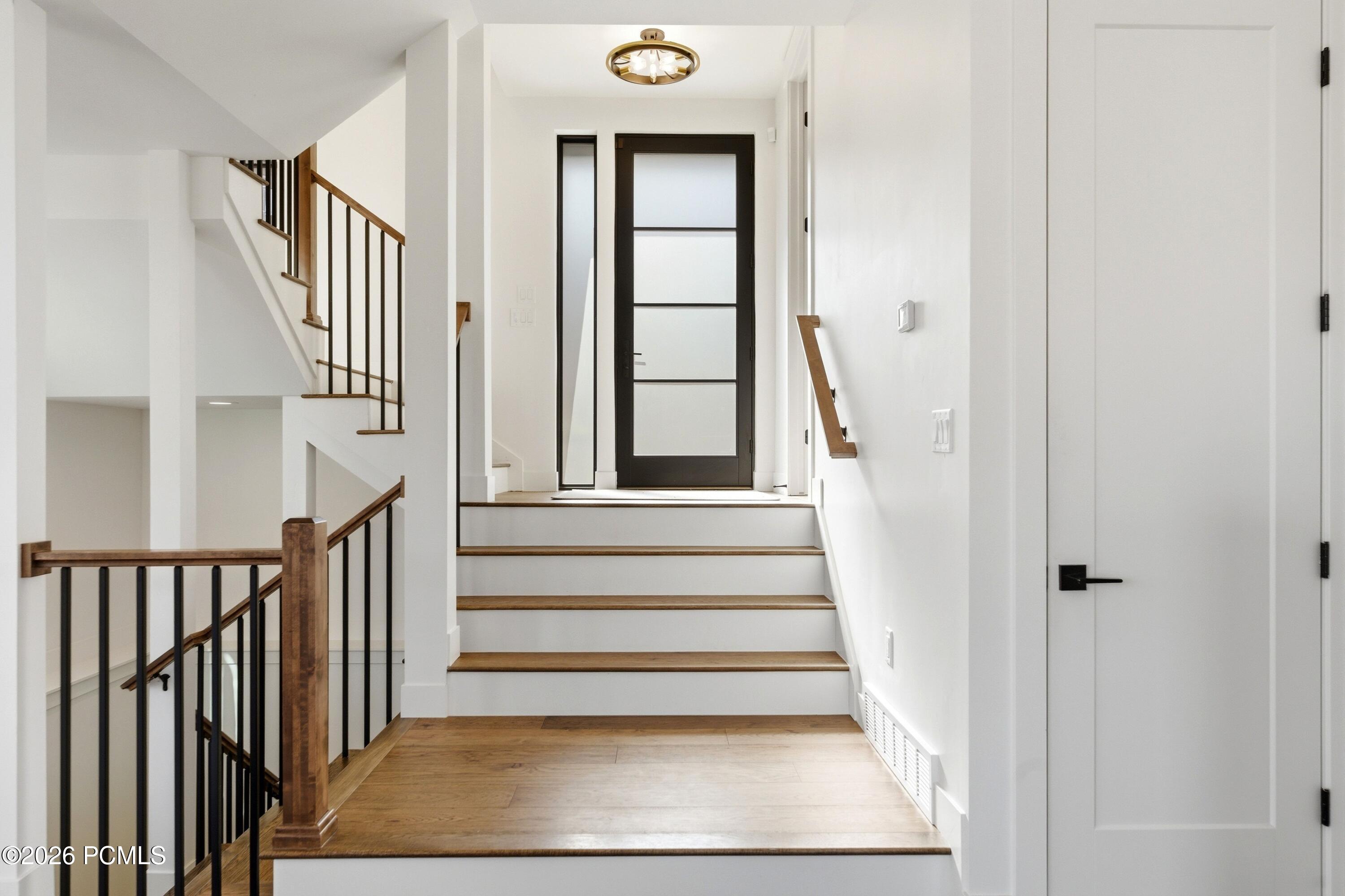 4344 W Discovery Way