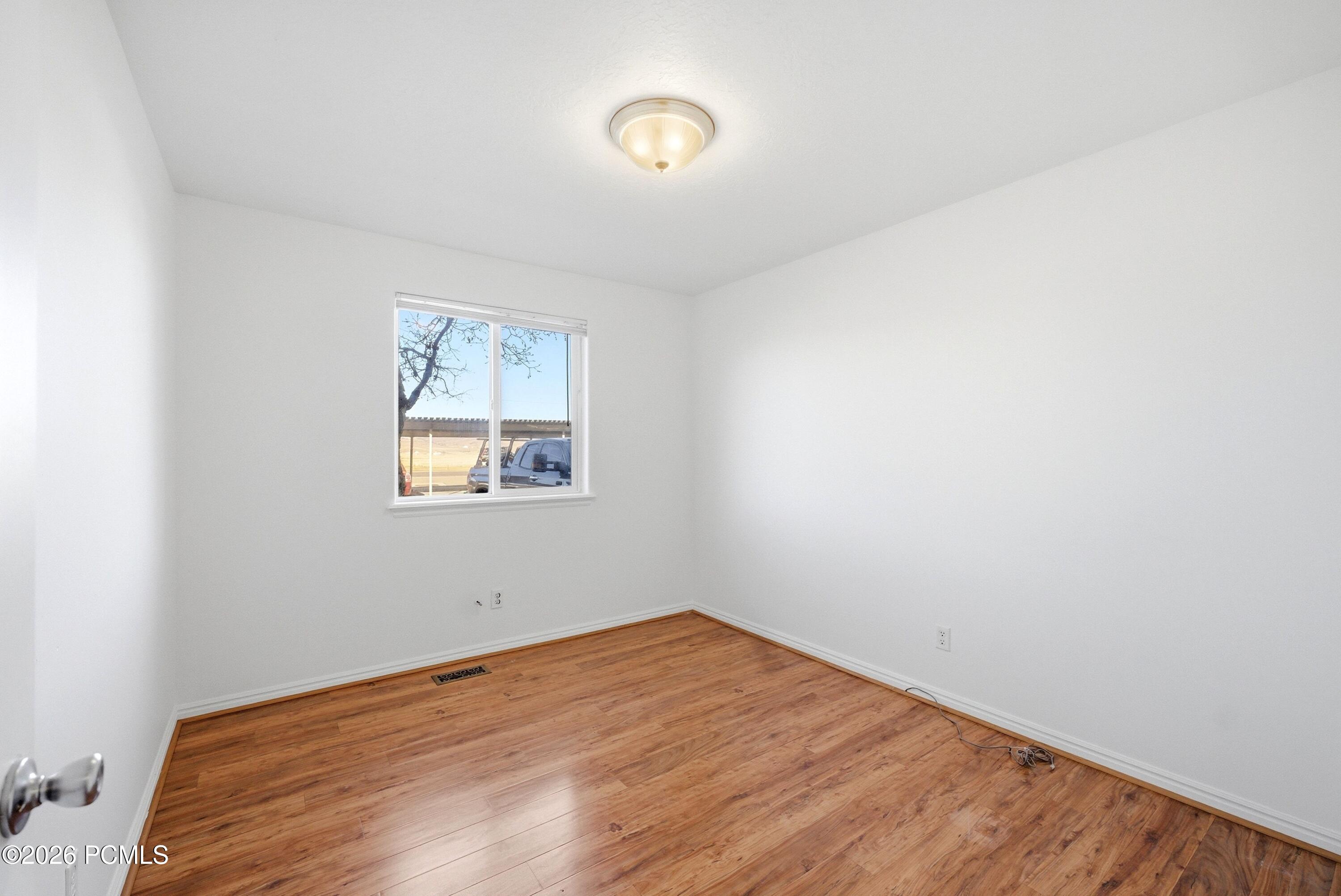 595 S Main Street Apt 10