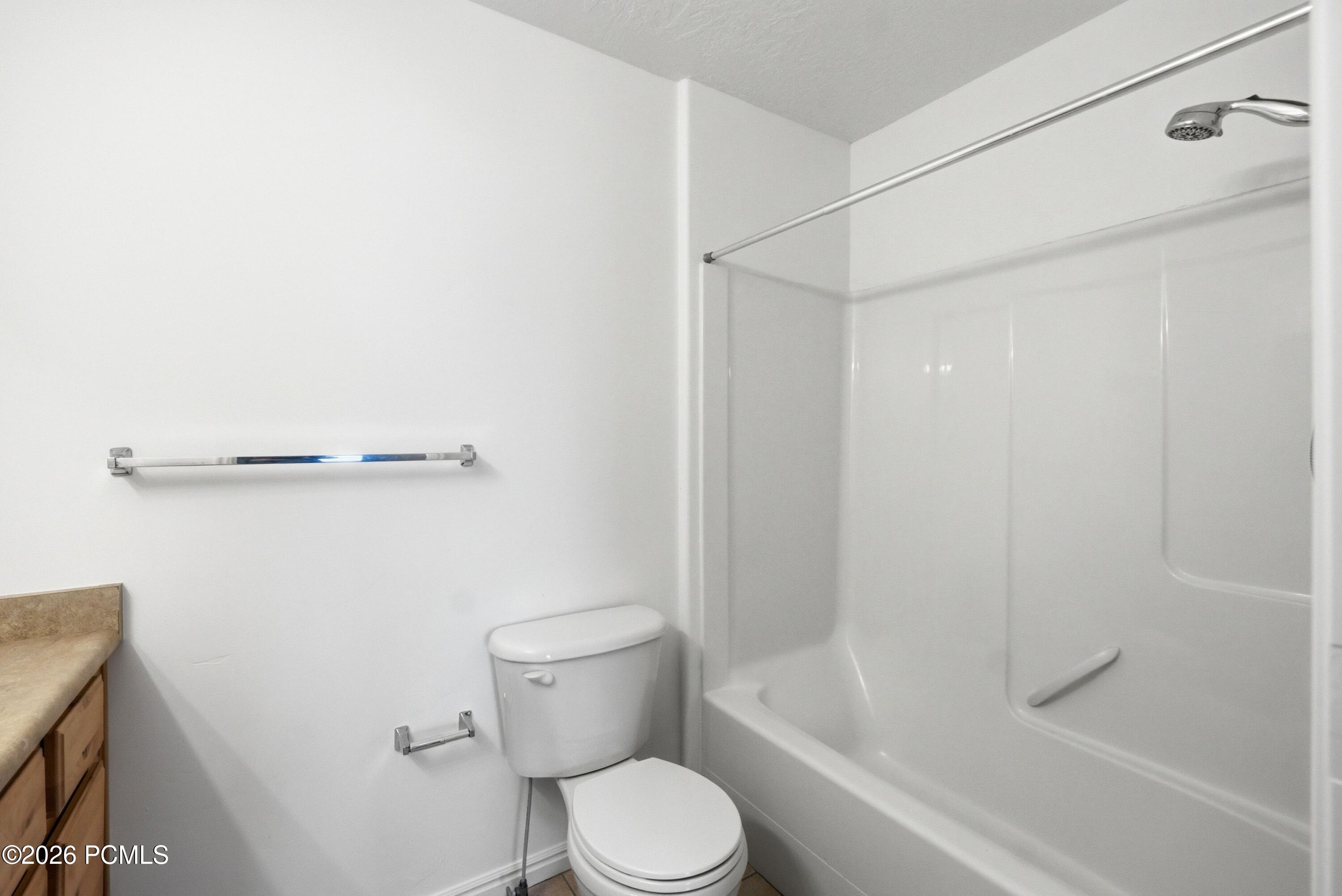 595 S Main Street Apt 10