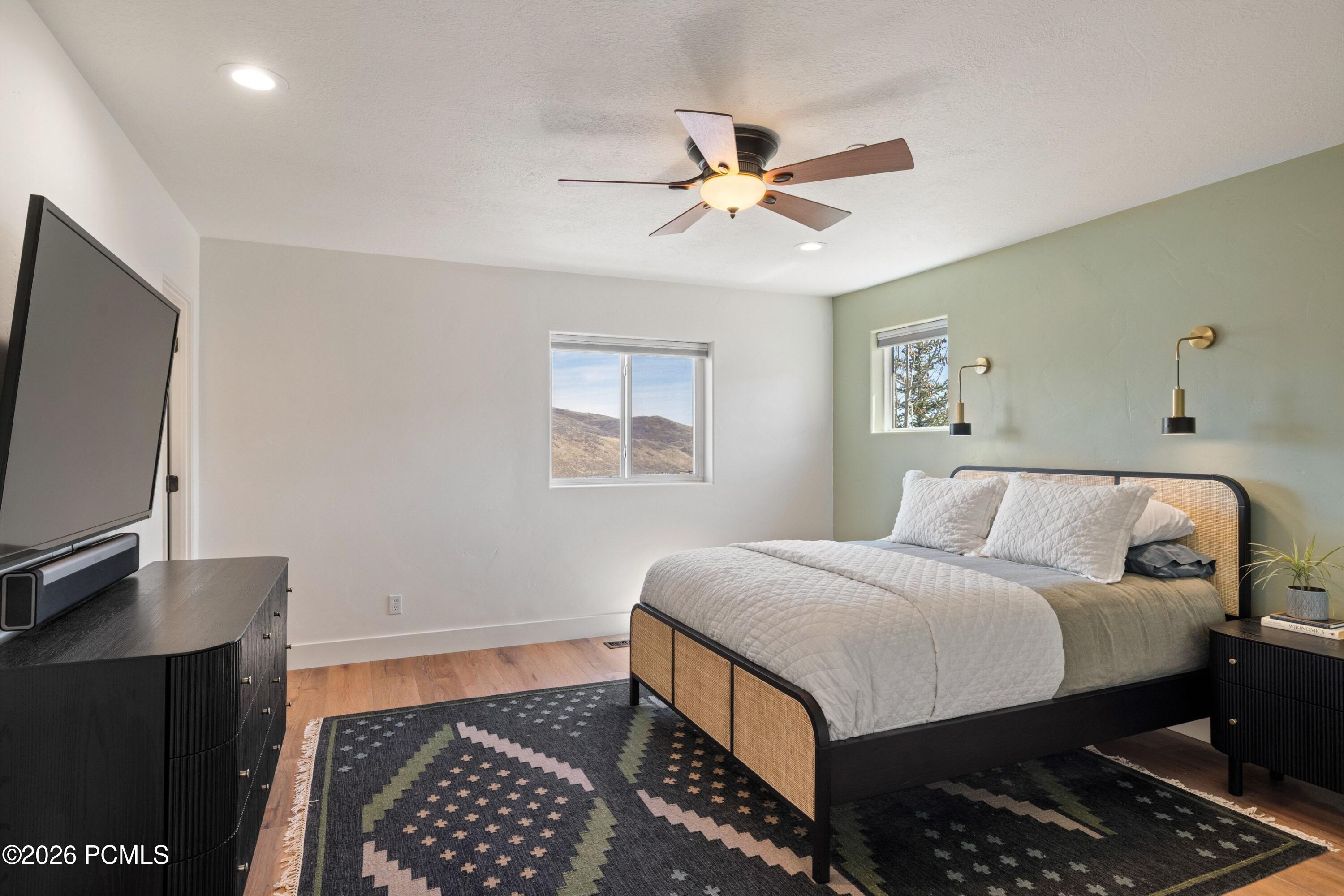 7985 Boothill Drive