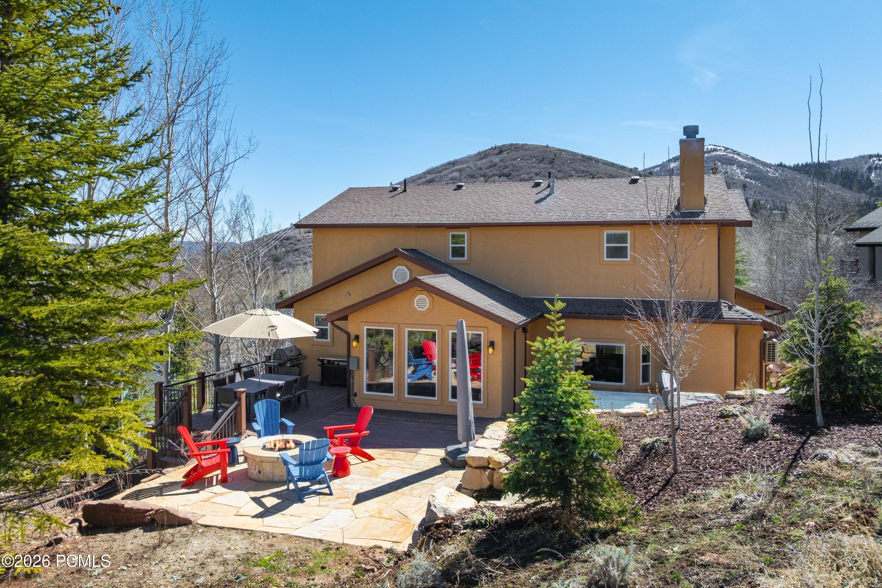 7985 Boothill Drive