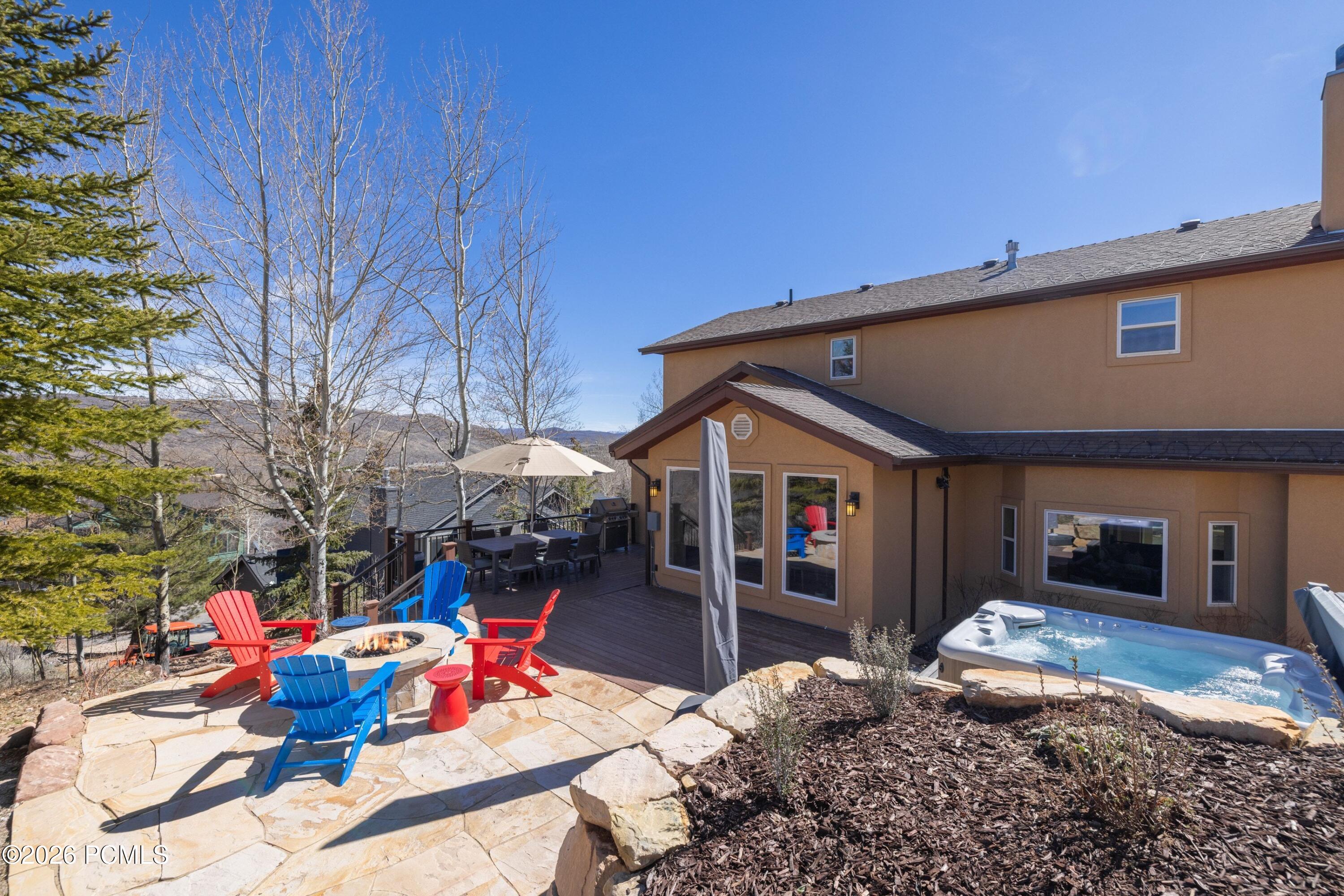 7985 Boothill Drive