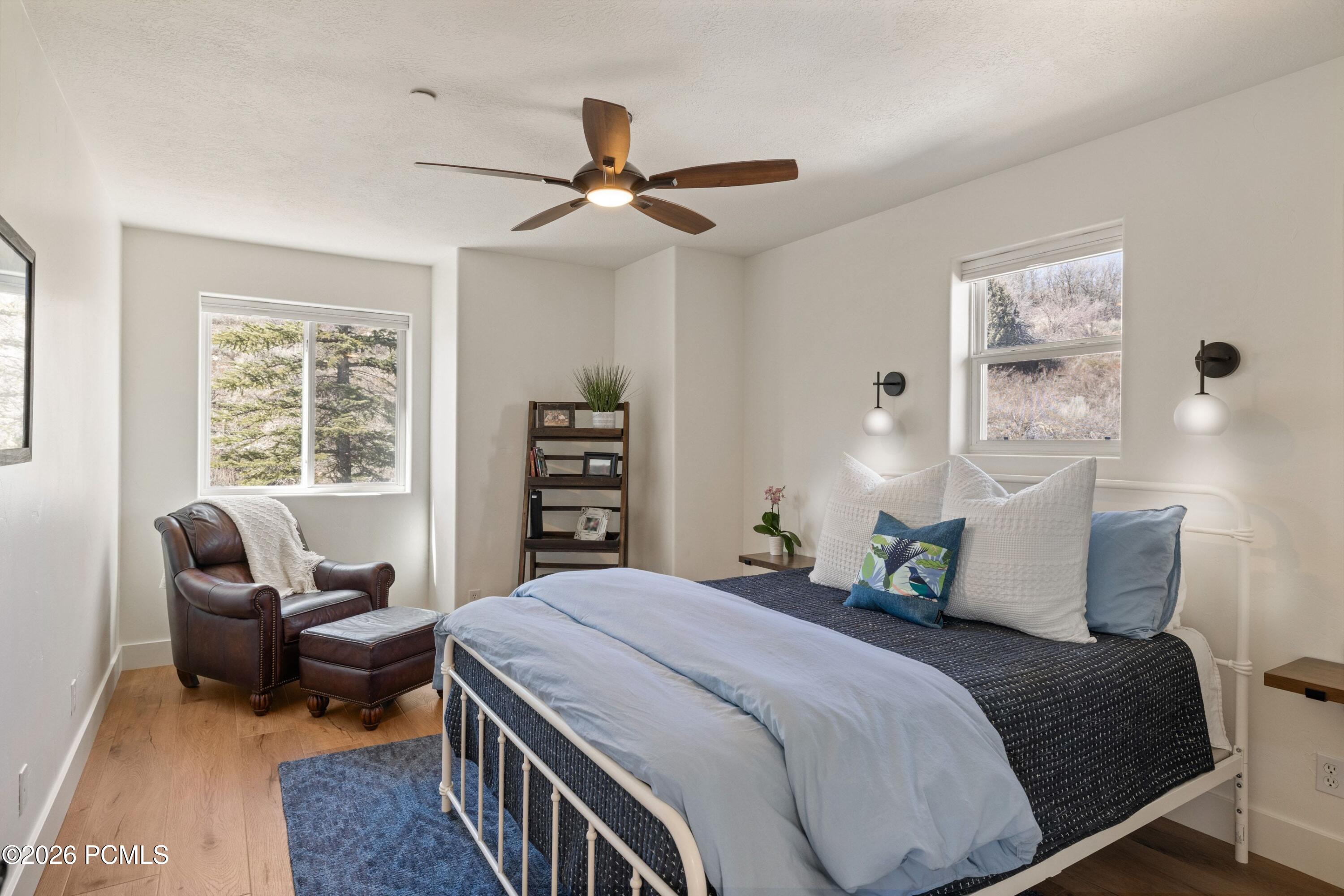 7985 Boothill Drive